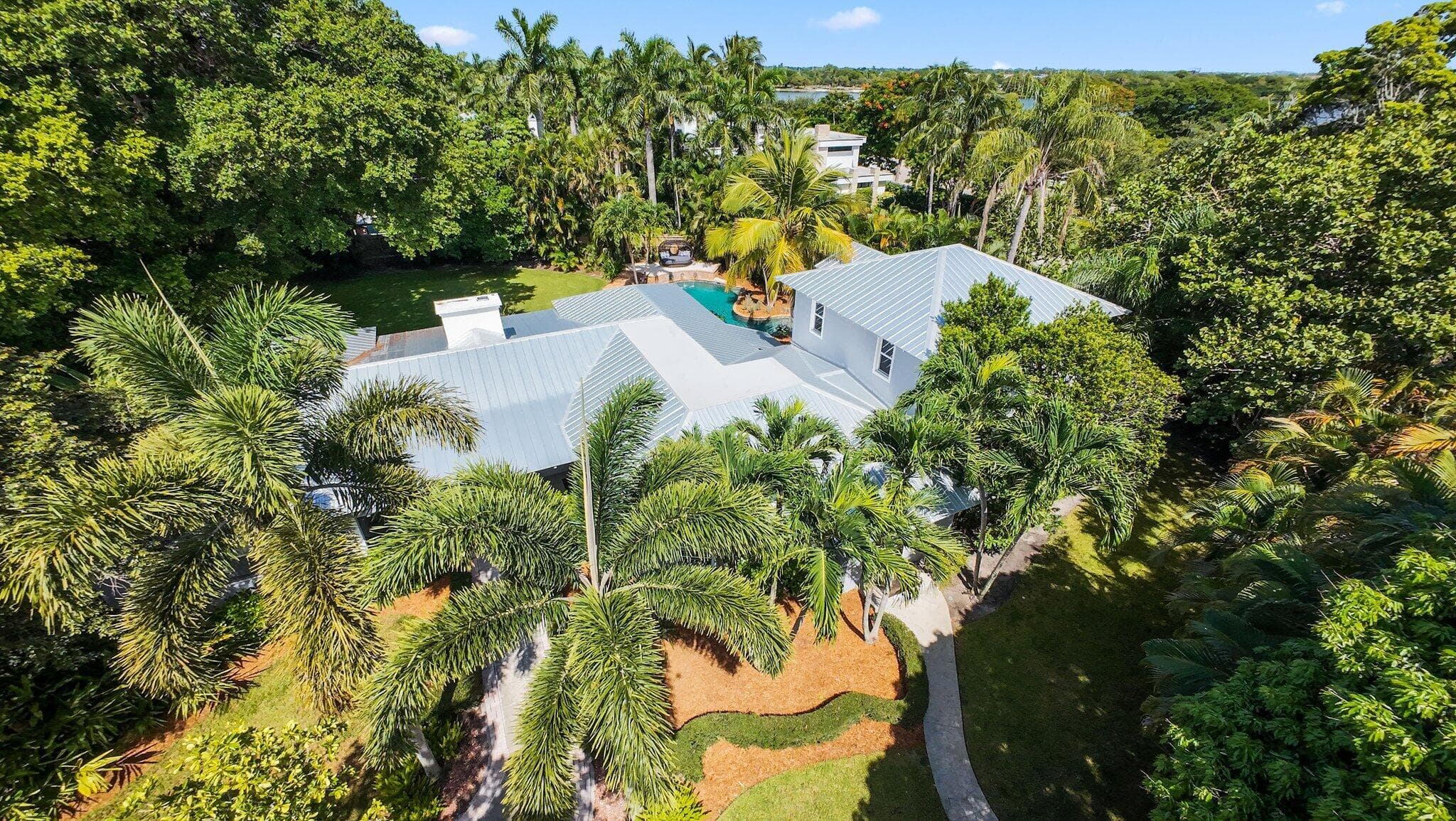 920 Hibiscus Lane, Delray Beach, FL 33444 — photo 7 of 39