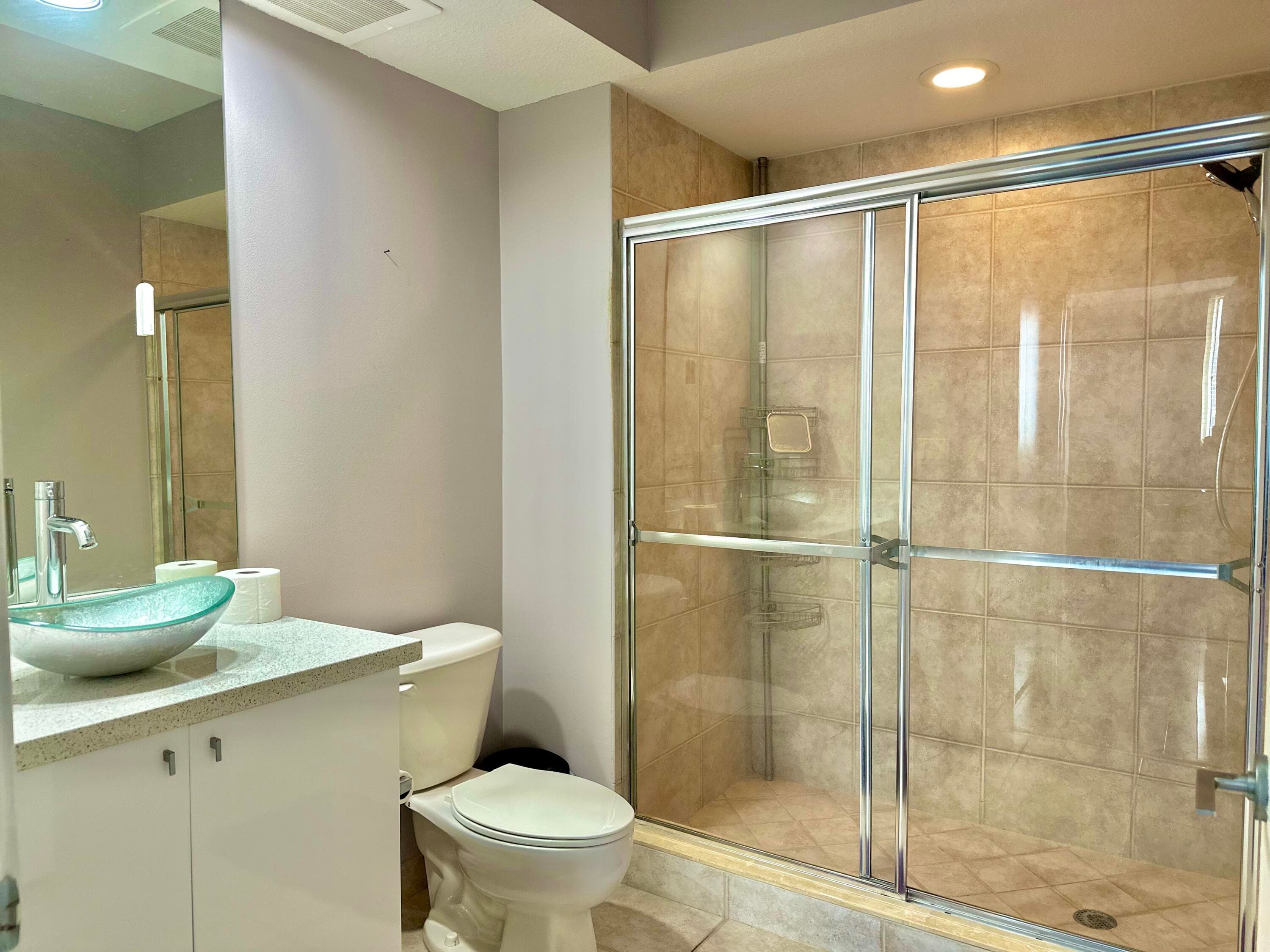 1551 N Flagler Drive 1205, West Palm Beach, FL 33401 — photo 13 of 38