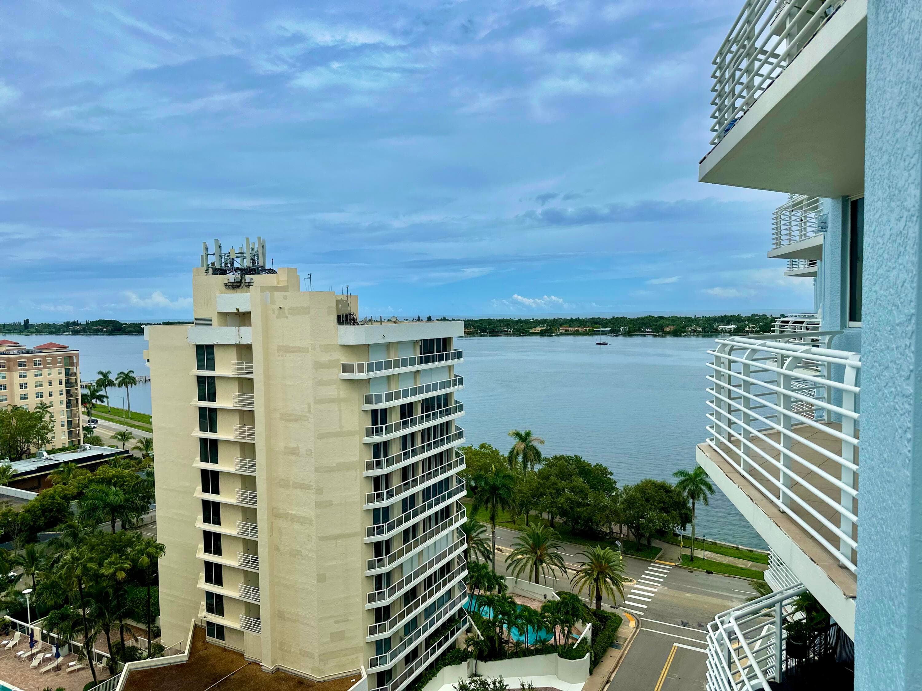 1551 N Flagler Drive 1205, West Palm Beach, FL 33401 — photo 16 of 38