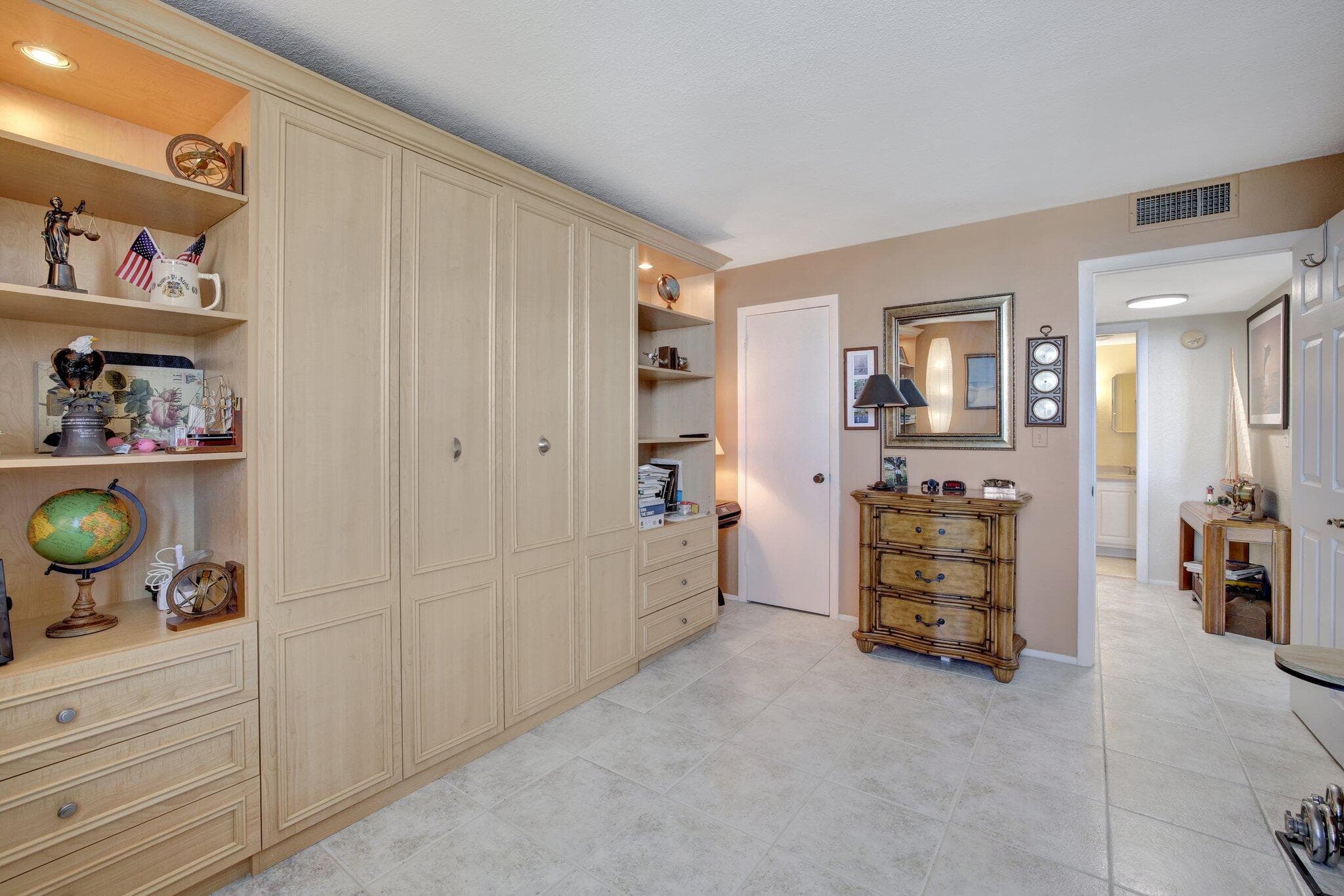 3015 N Ocean Boulevard 17b, Fort Lauderdale, FL 33308 — photo 20 of 46
