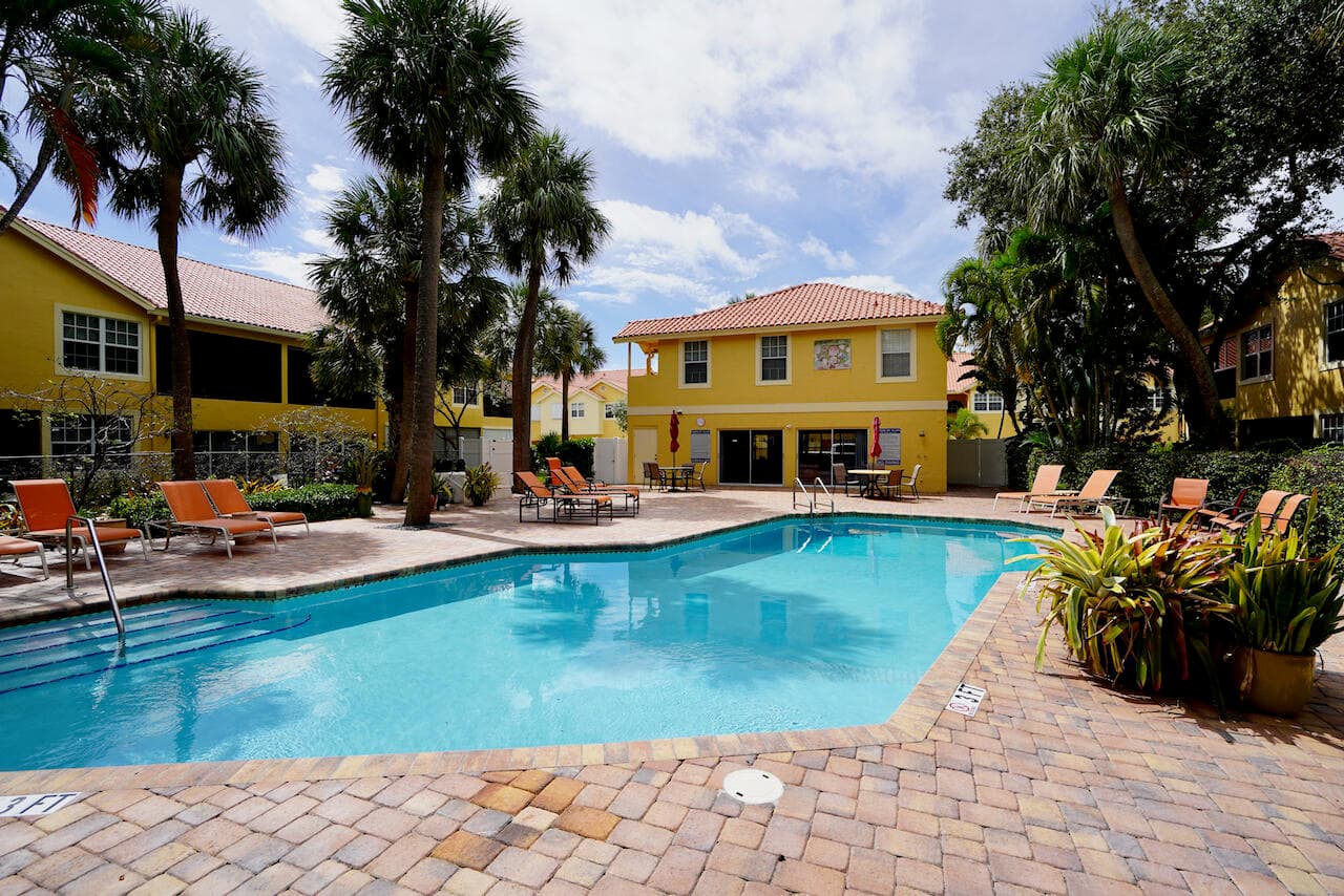 2121 S Ocean Boulevard 804, Lauderdale-By-The-Sea, FL 33062 — photo 21 of 23