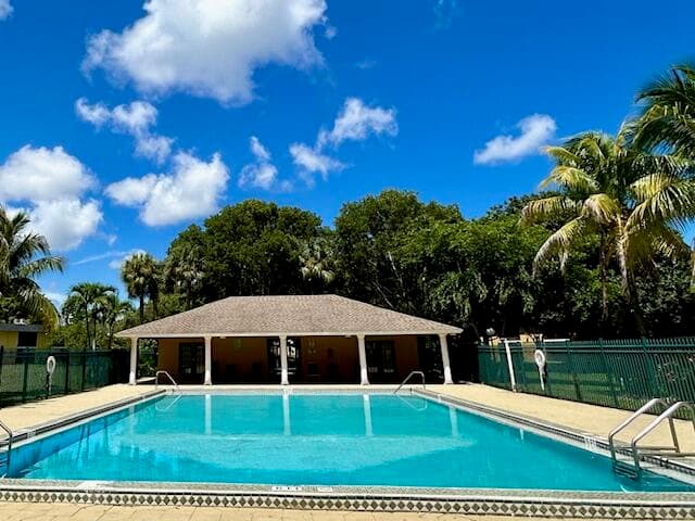 1830 W Meadows Circle 1830, Boynton Beach, FL 33436 — photo 21 of 40