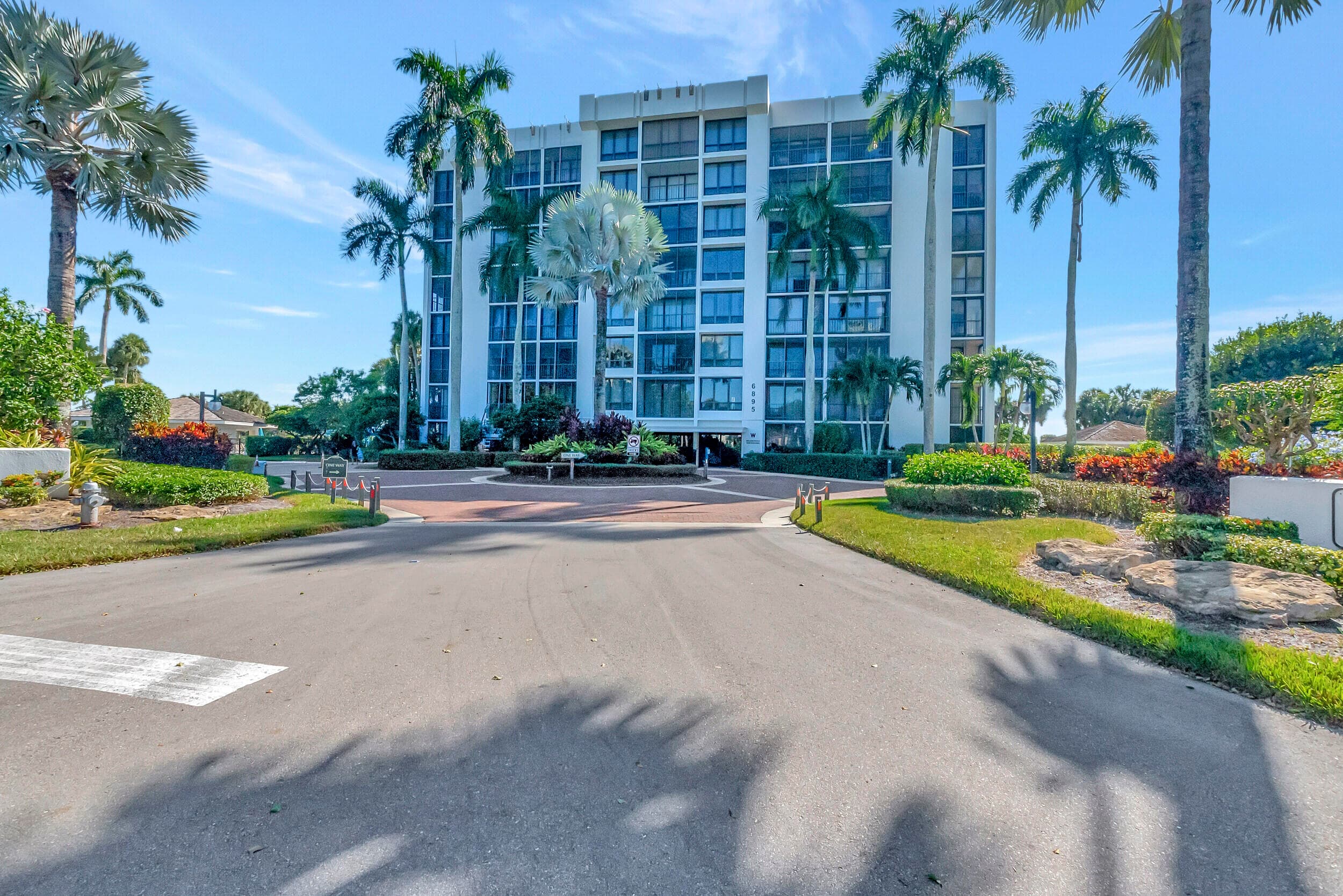 6805 Willow Wood Drive 5014, Boca Raton, FL 33434 — photo 1 of 51