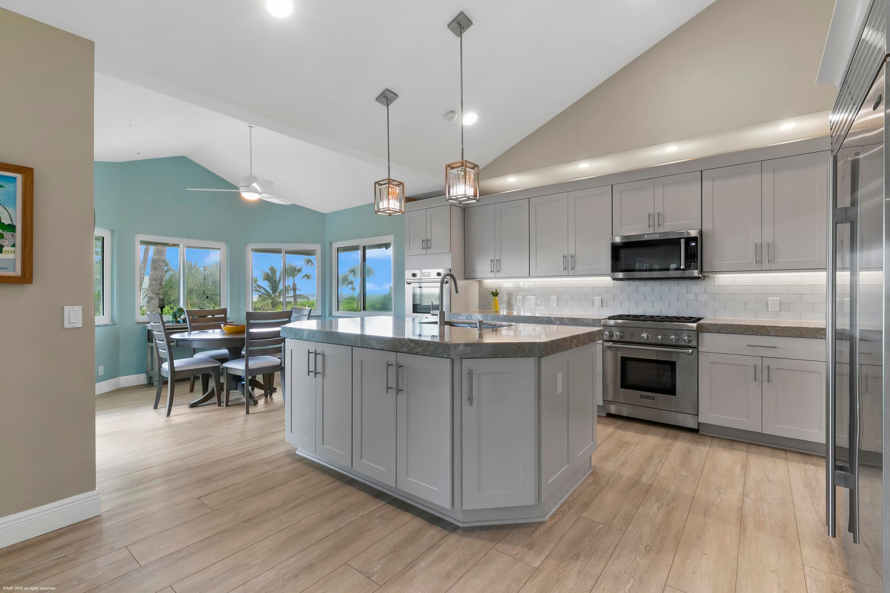 162 N Beach Road, Jupiter Island, FL 33455 — photo 30 of 73
