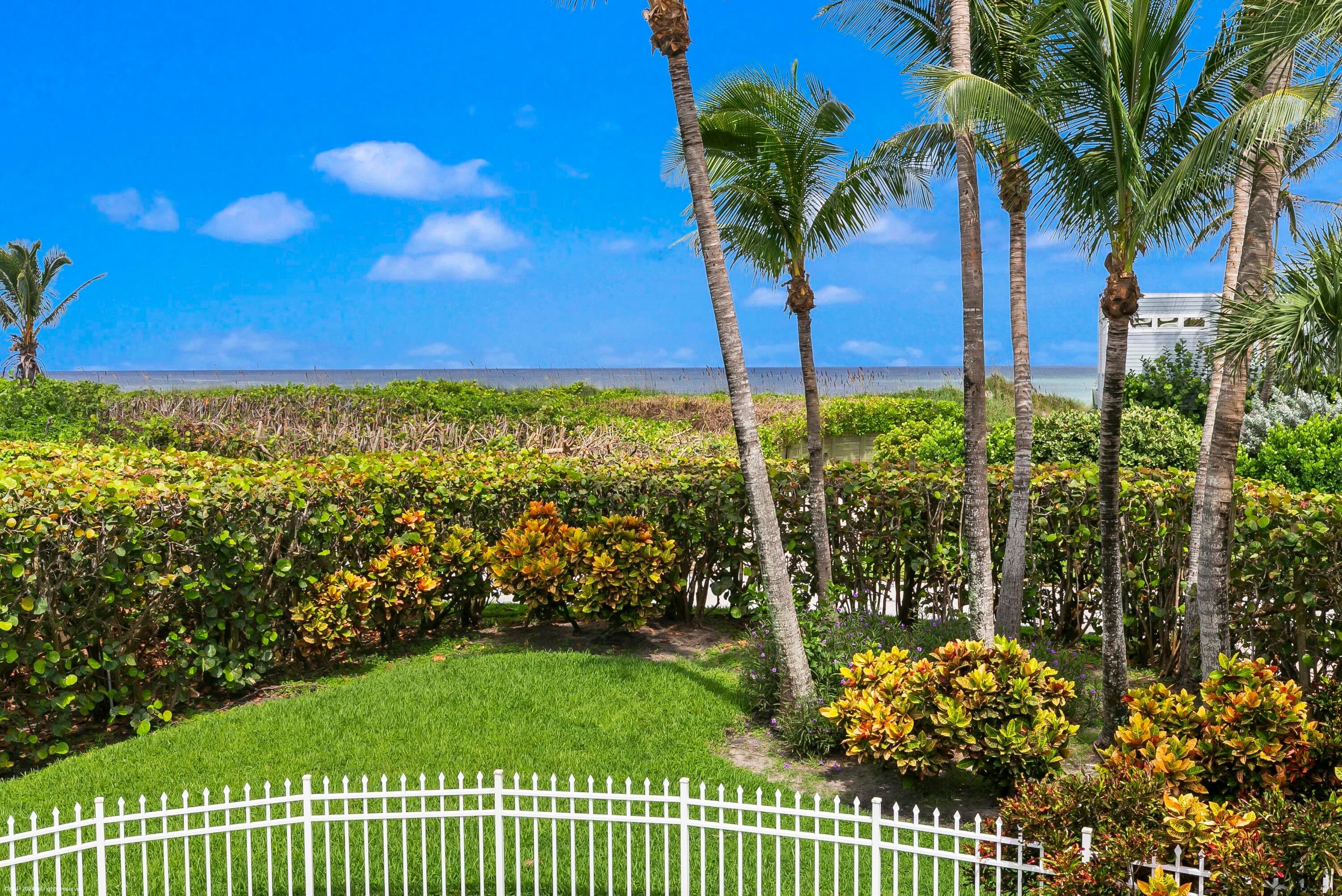 162 N Beach Road, Jupiter Island, FL 33455 — photo 53 of 73