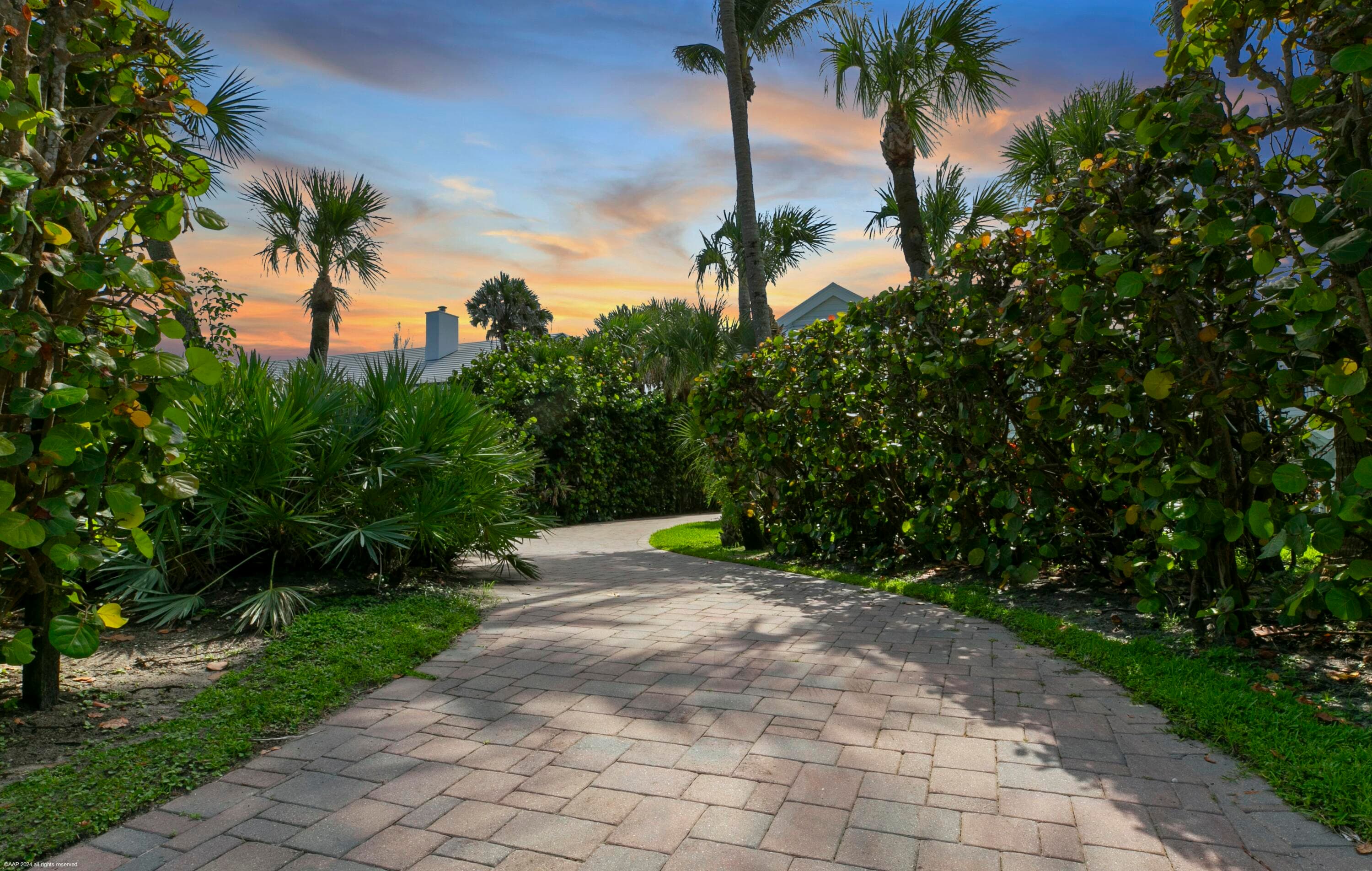 162 N Beach Road, Jupiter Island, FL 33455 — photo 60 of 73