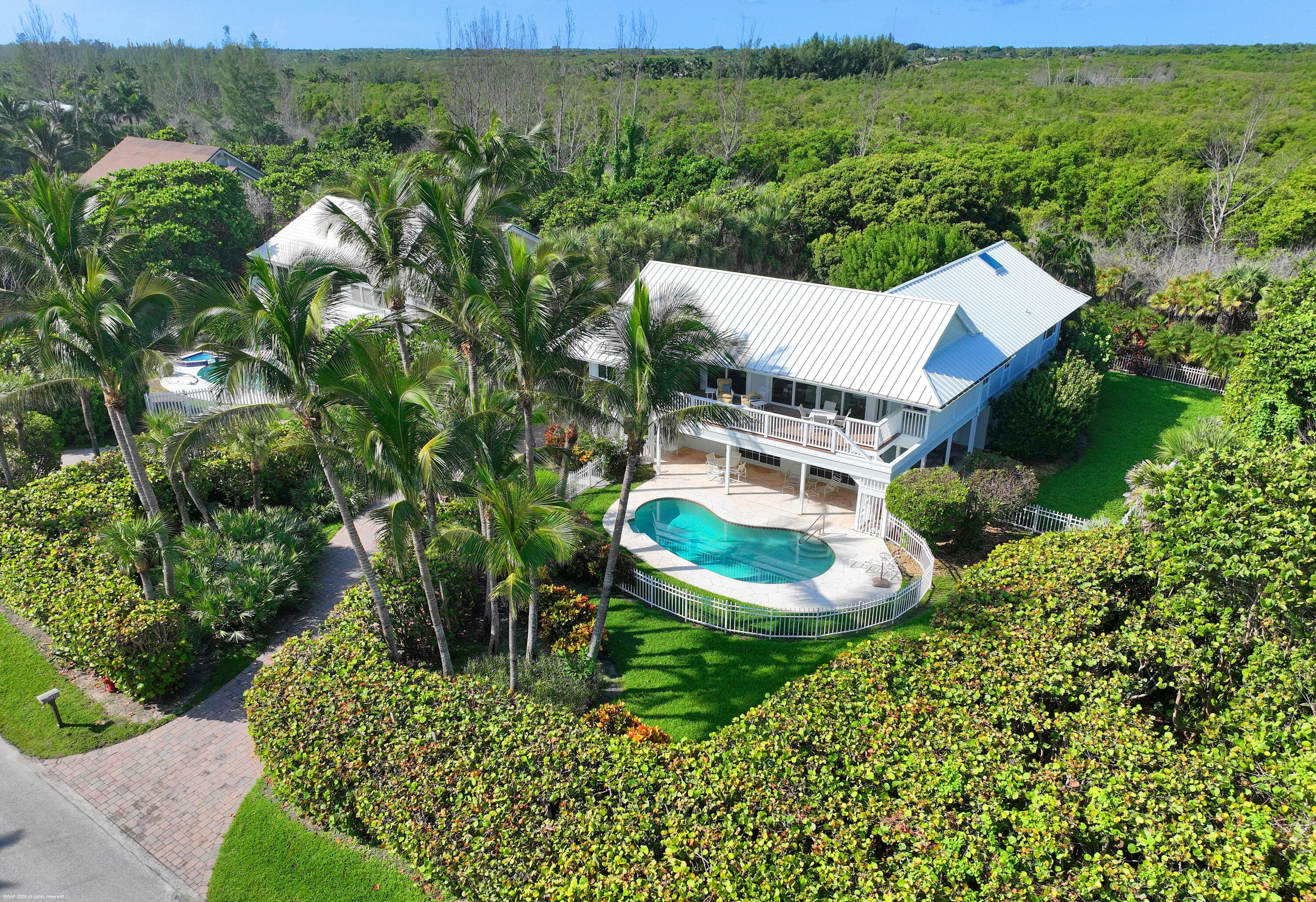 162 N Beach Road, Jupiter Island, FL 33455 — photo 64 of 73