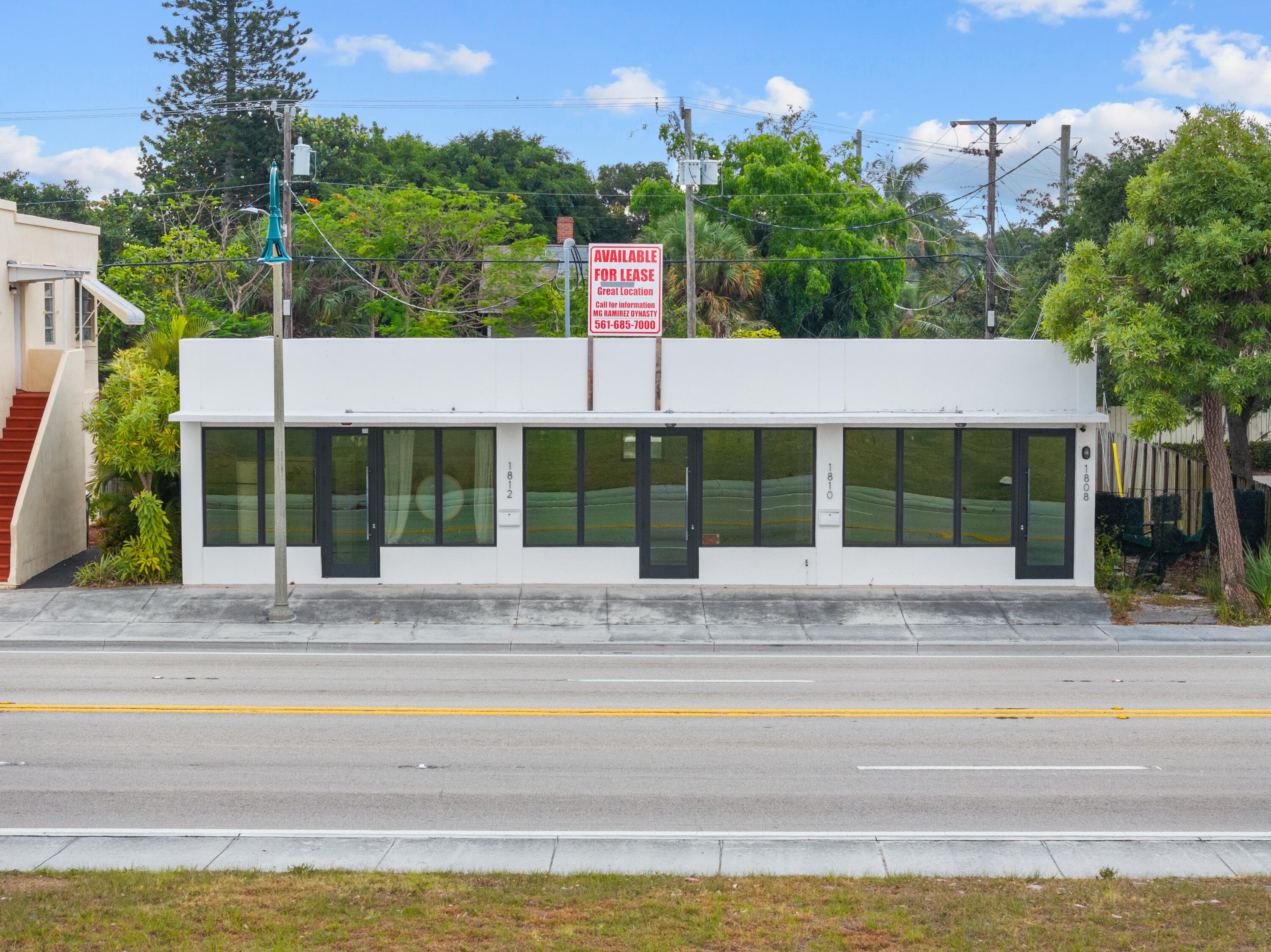 1808/1810 N Dixie Highway, Lake Worth Beach, FL 33460 — photo 1 of 12