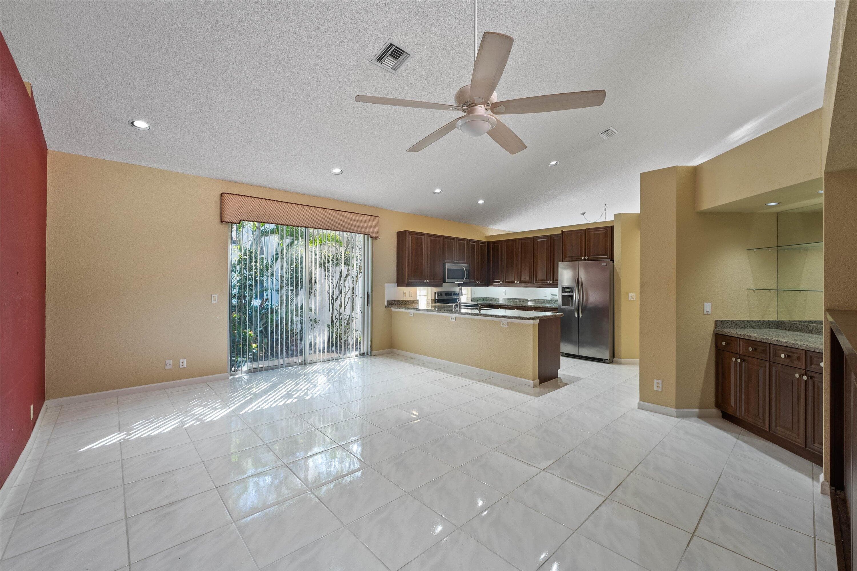 10860 Fairmont Village Drive, Lake Worth, FL 33449 — photo 10 of 69