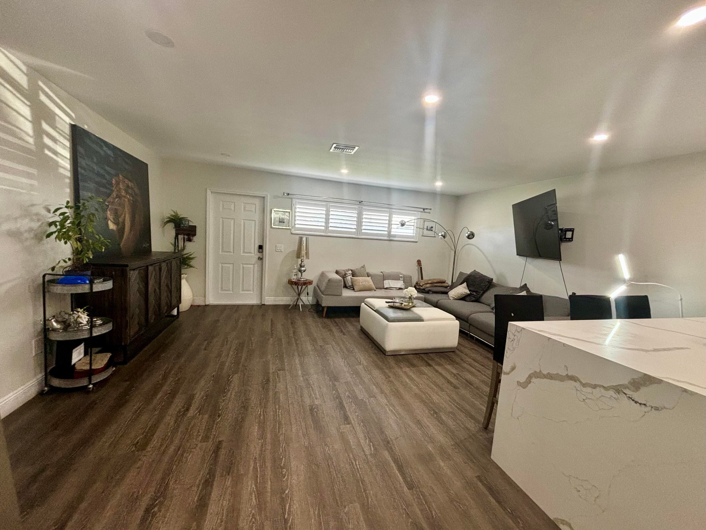 5027 Michigan Av. 16b, West Palm Beach, FL 33415 — photo 5 of 14