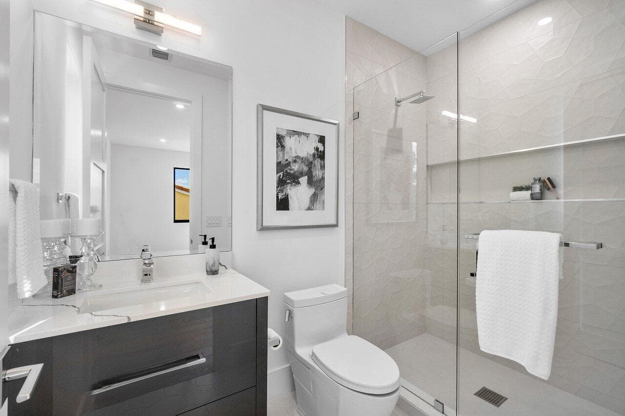 2737 NE 18th Street, Fort Lauderdale, FL 33305 — photo 32 of 38