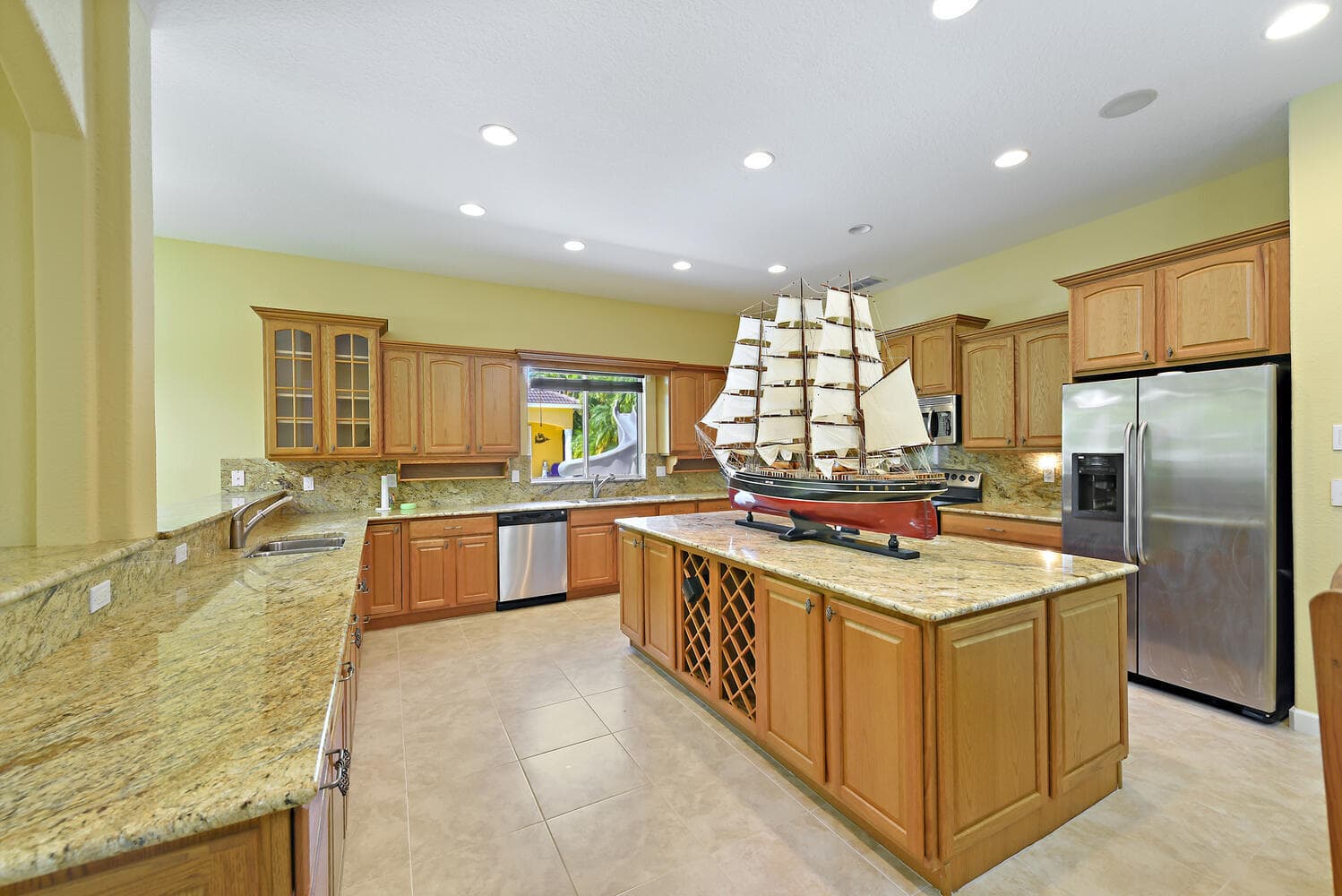 8073 S Indian River Drive, Fort Pierce, FL 34982 — photo 17 of 65