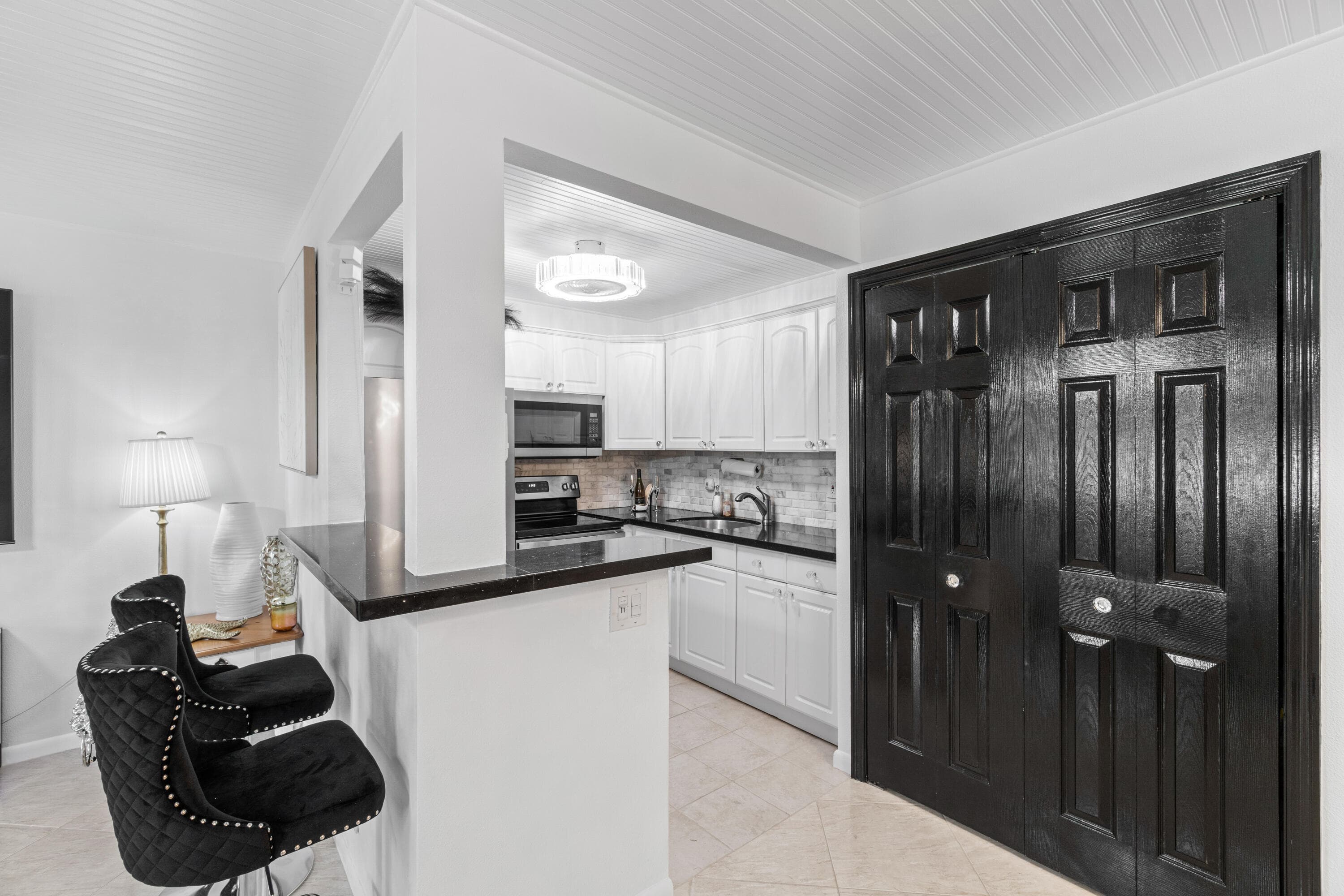 340 Horizons W 102, Boynton Beach, FL 33435 — photo 6 of 33