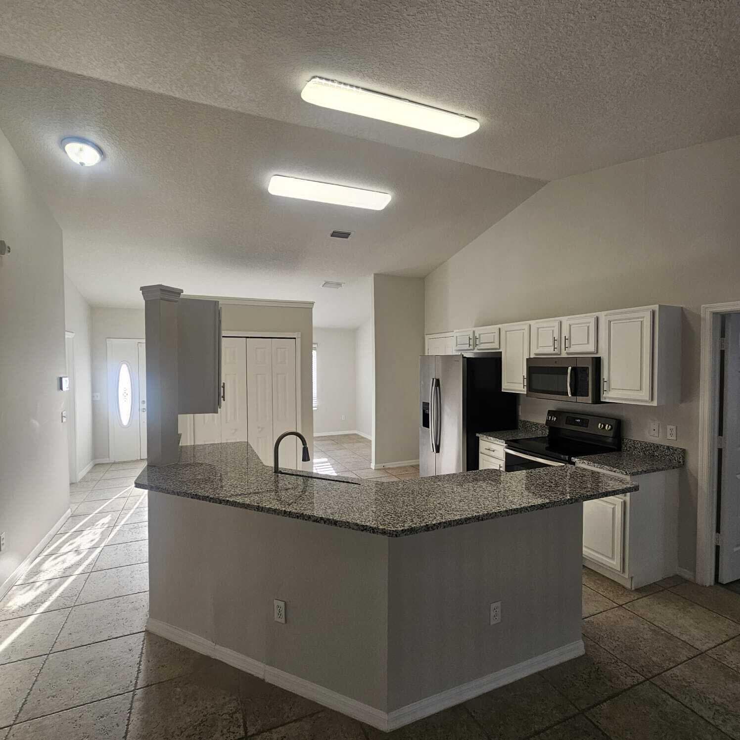 1815 8th Ave Sw Avenue SW, Vero Beach, FL 32962 — photo 10 of 28