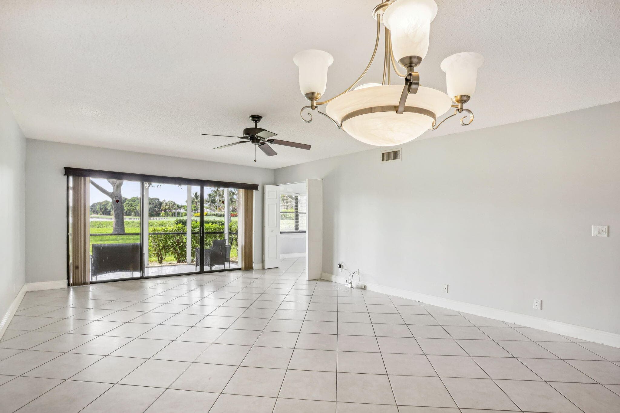 2900 SW 22nd Circle 221f, Delray Beach, FL 33445 — photo 8 of 25