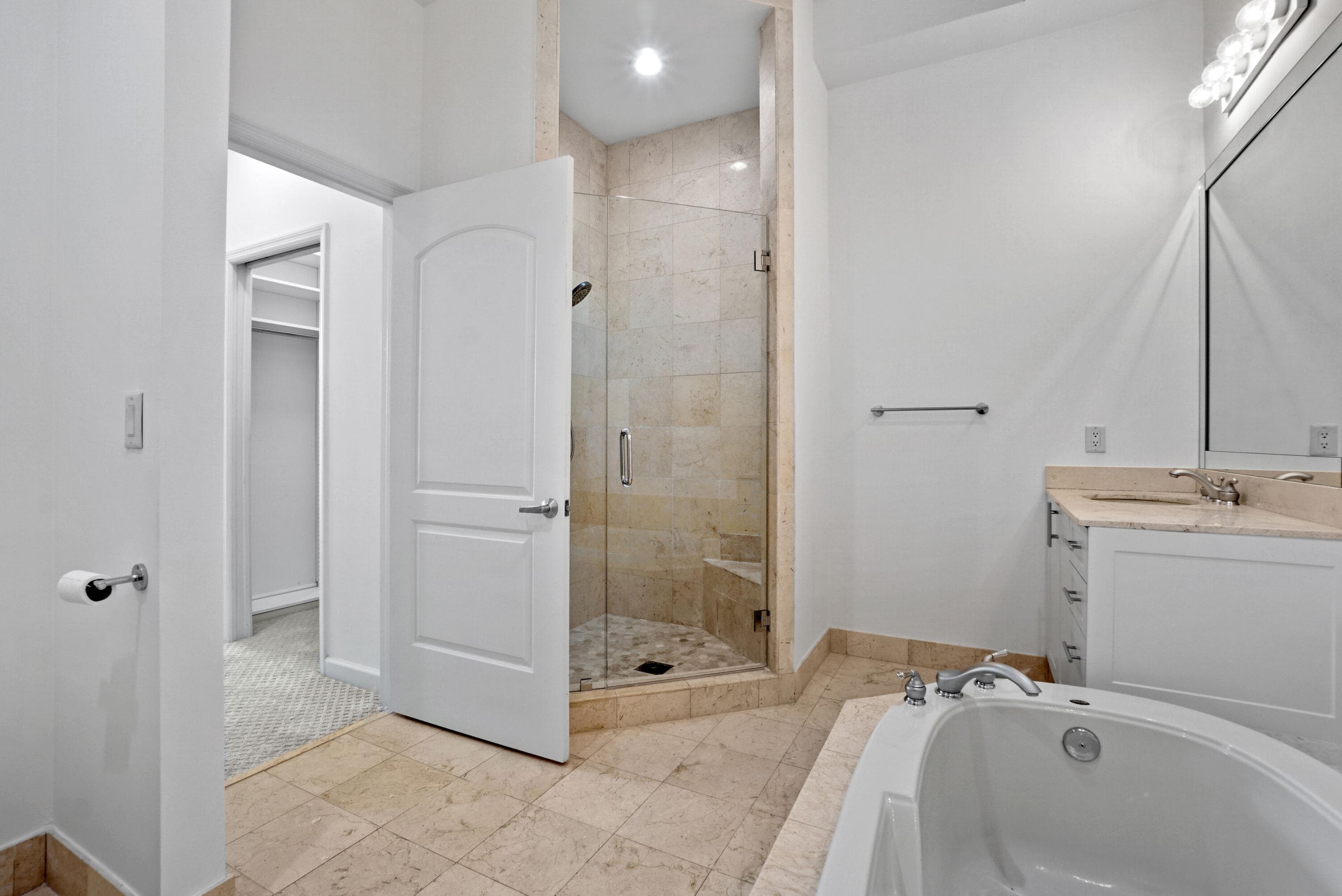 801 S Olive Avenue 211, West Palm Beach, FL 33401 — photo 20 of 34