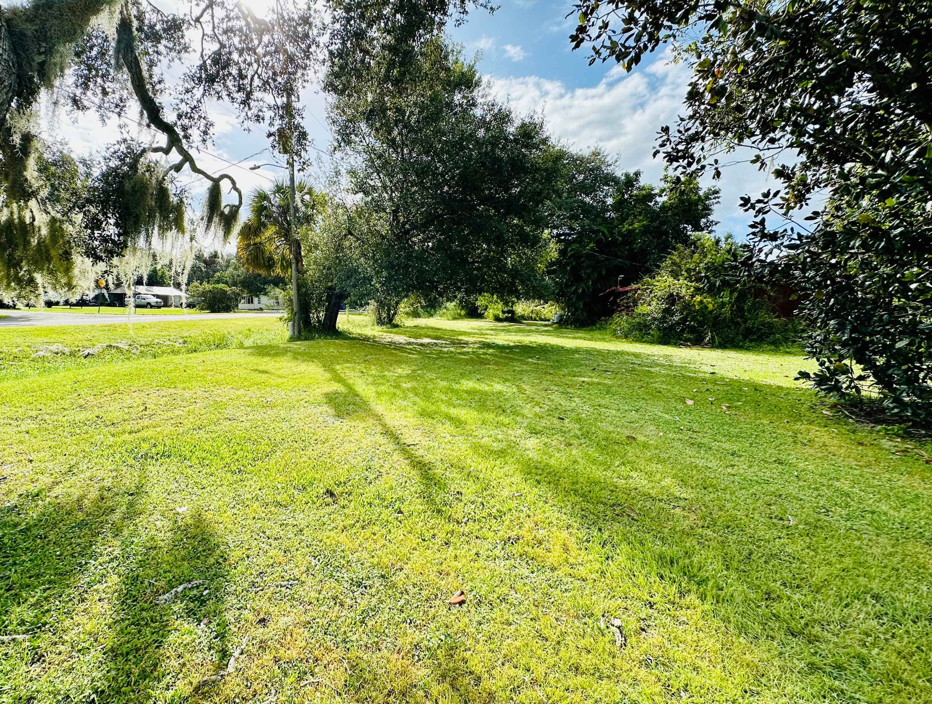 1104 SW 11th Street, Okeechobee, FL 34974 — photo 8 of 59