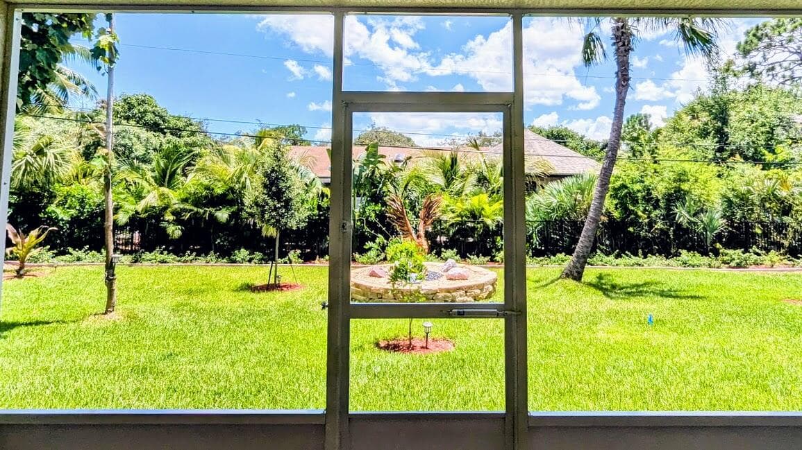 567 SW Hidden River Avenue, Palm City, FL 34990 — photo 7 of 32
