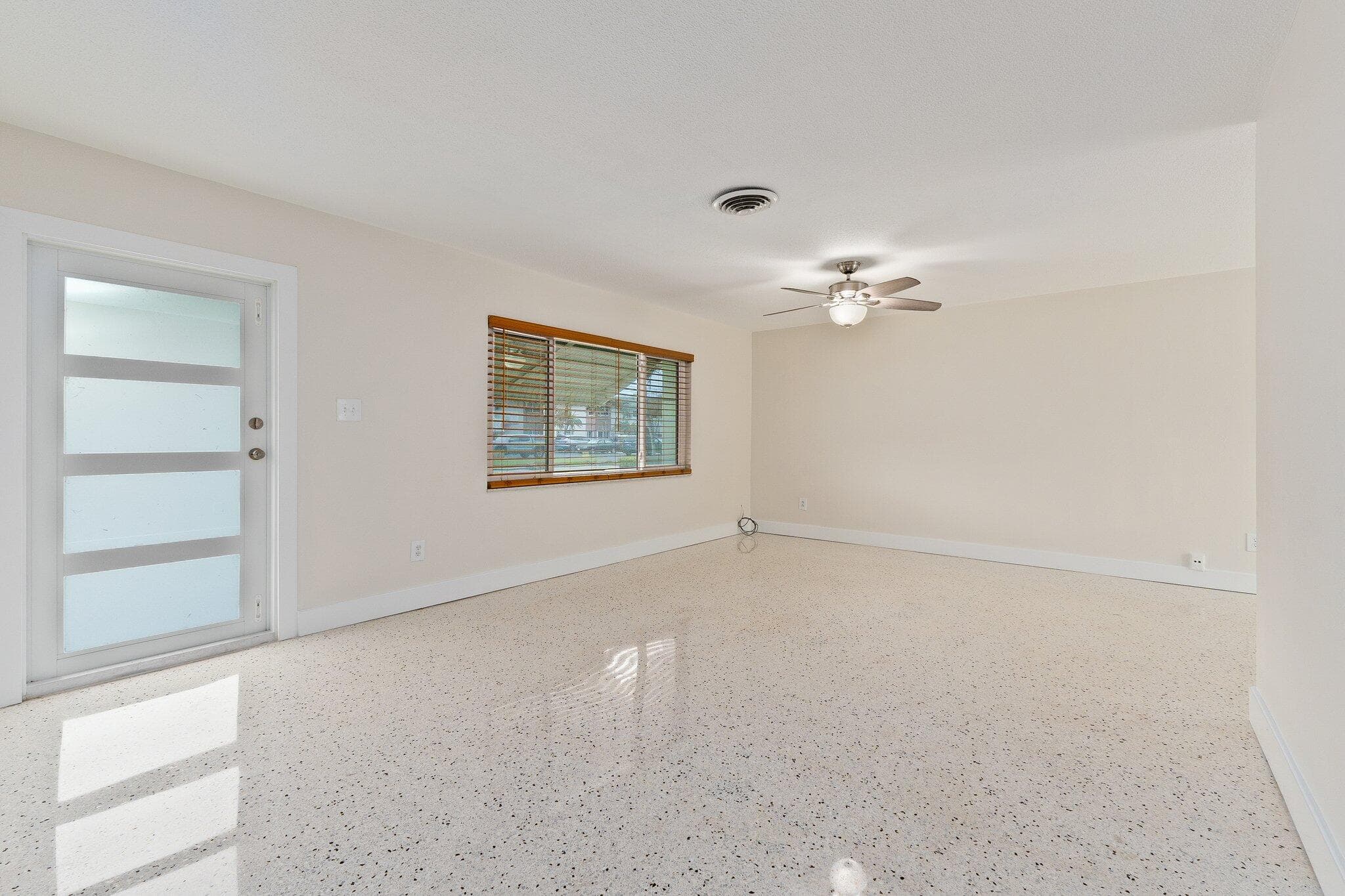 1154 Bayshore Drive, Fort Pierce, FL 34949 — photo 6 of 30