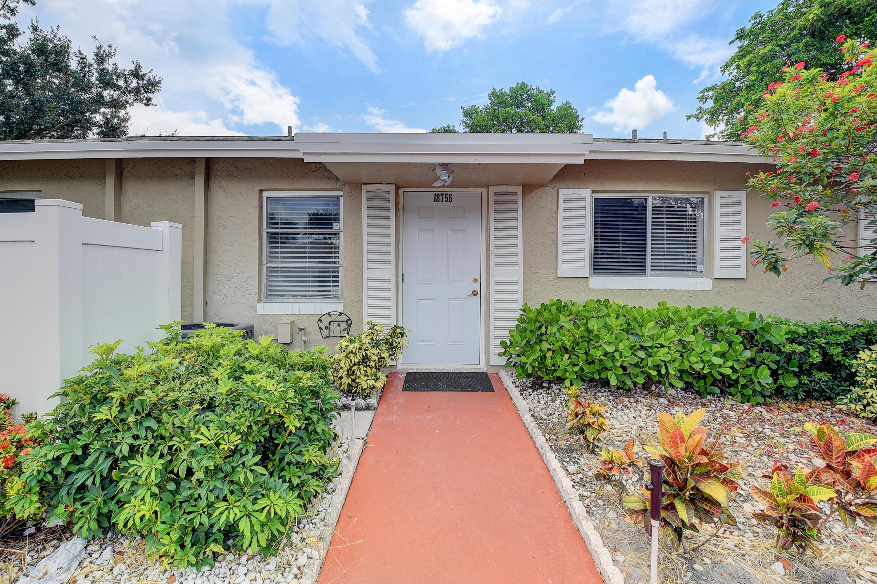 18756 Schooner Drive B, Boca Raton, FL 33496 — photo 1 of 44