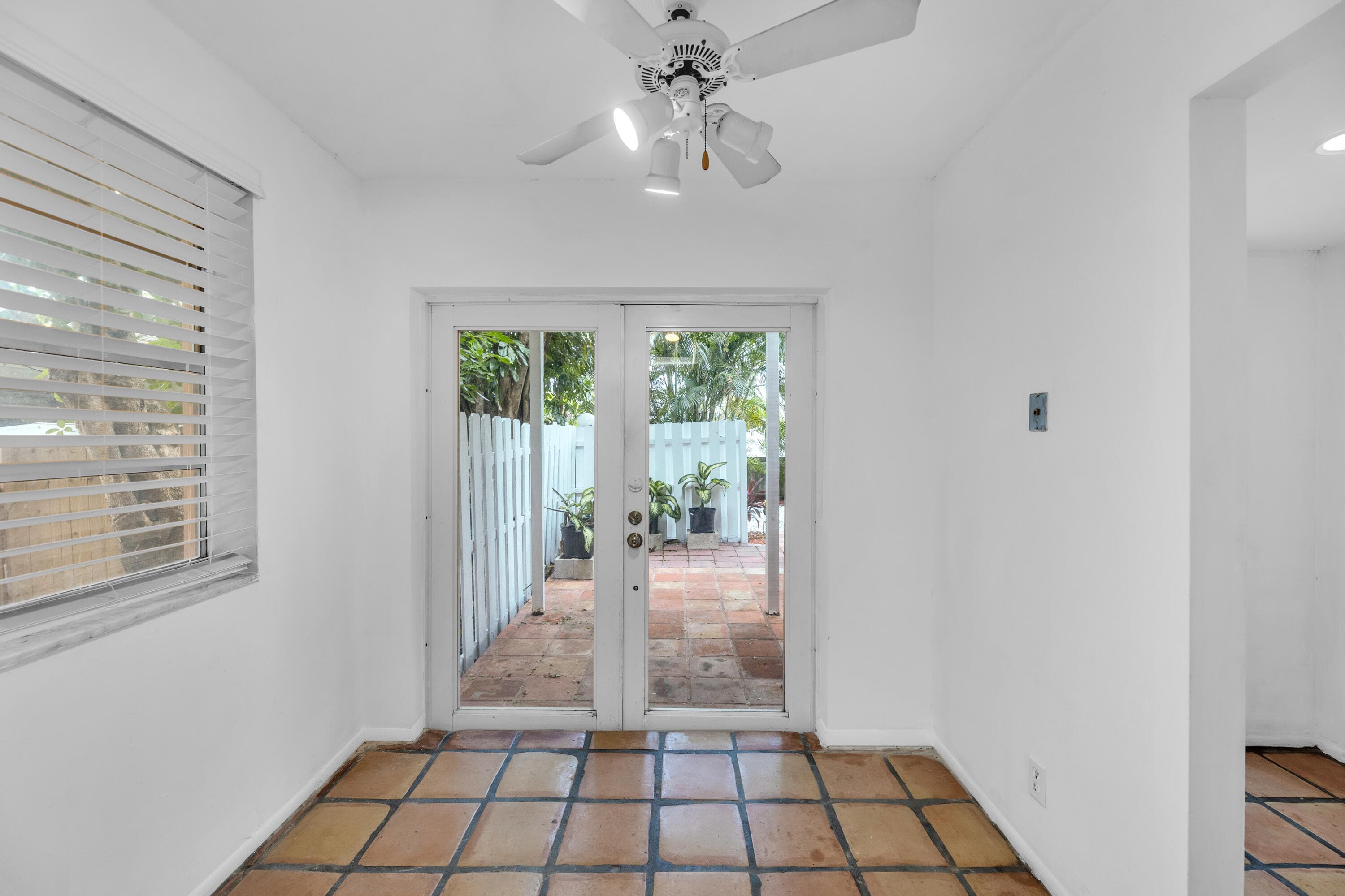 1912 NE 6th Street, Deerfield Beach, FL 33441 — photo 15 of 38