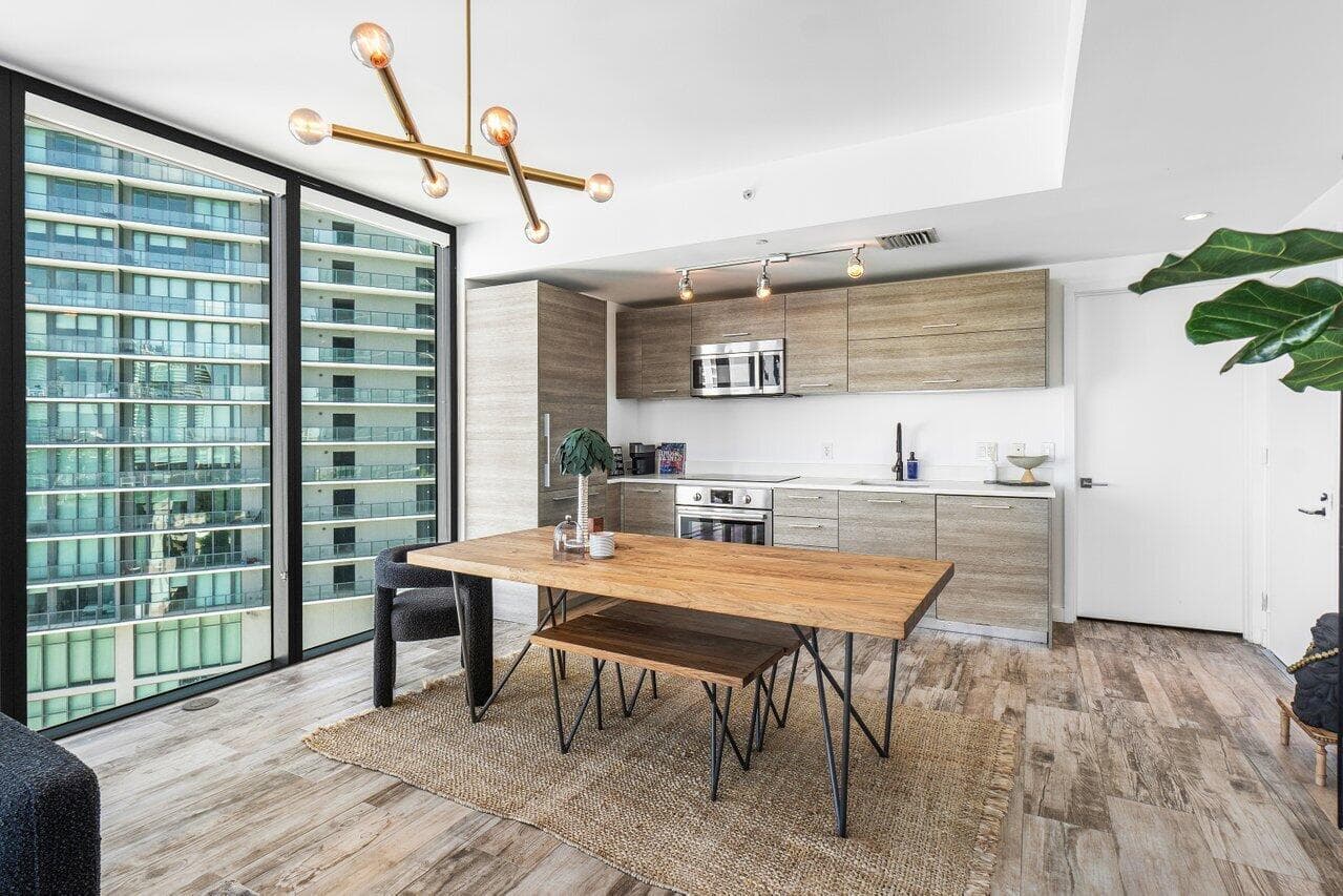 650 NE 32nd Street 1508, Miami, FL 33137 — photo 2 of 37
