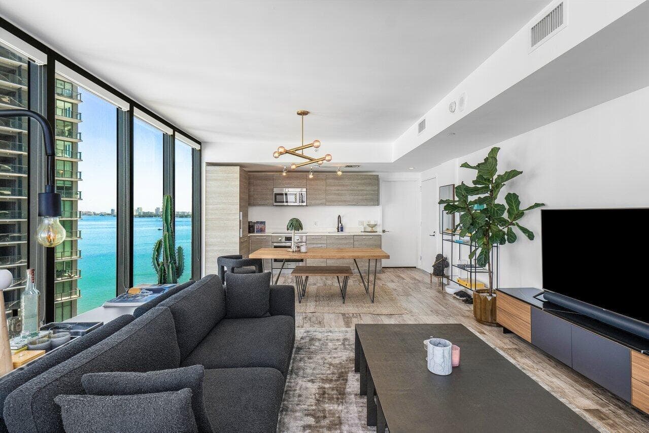 650 NE 32nd Street 1508, Miami, FL 33137 — photo 9 of 37