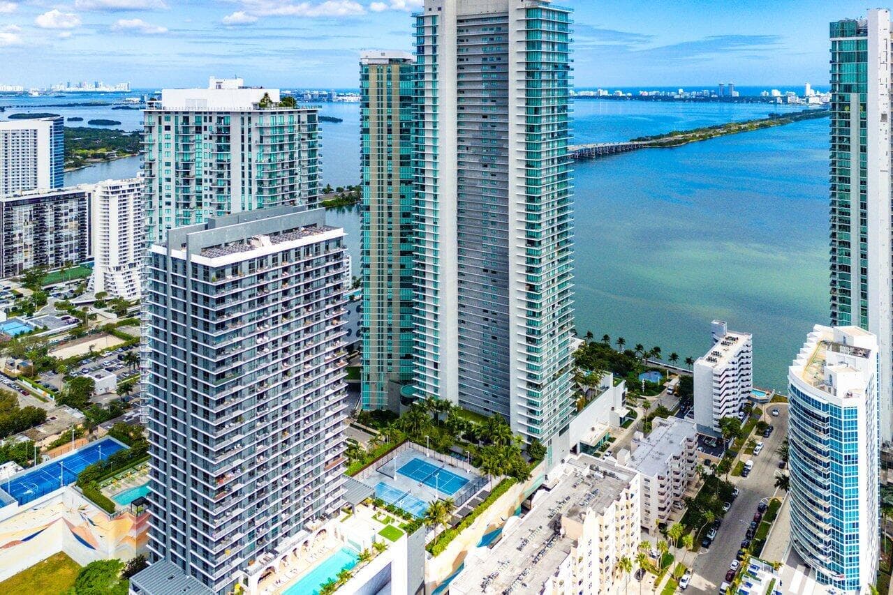650 NE 32nd Street 1508, Miami, FL 33137 — photo 20 of 37
