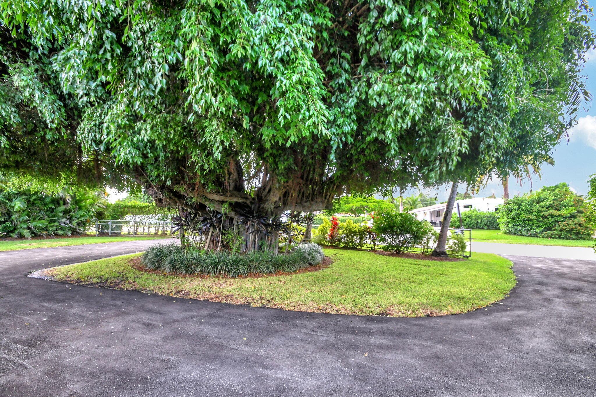 2478 Kentucky Street, West Palm Beach, FL 33406 — photo 33 of 65
