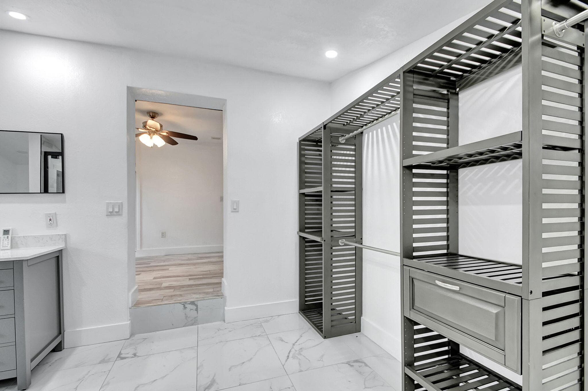 2478 Kentucky Street, West Palm Beach, FL 33406 — photo 19 of 65