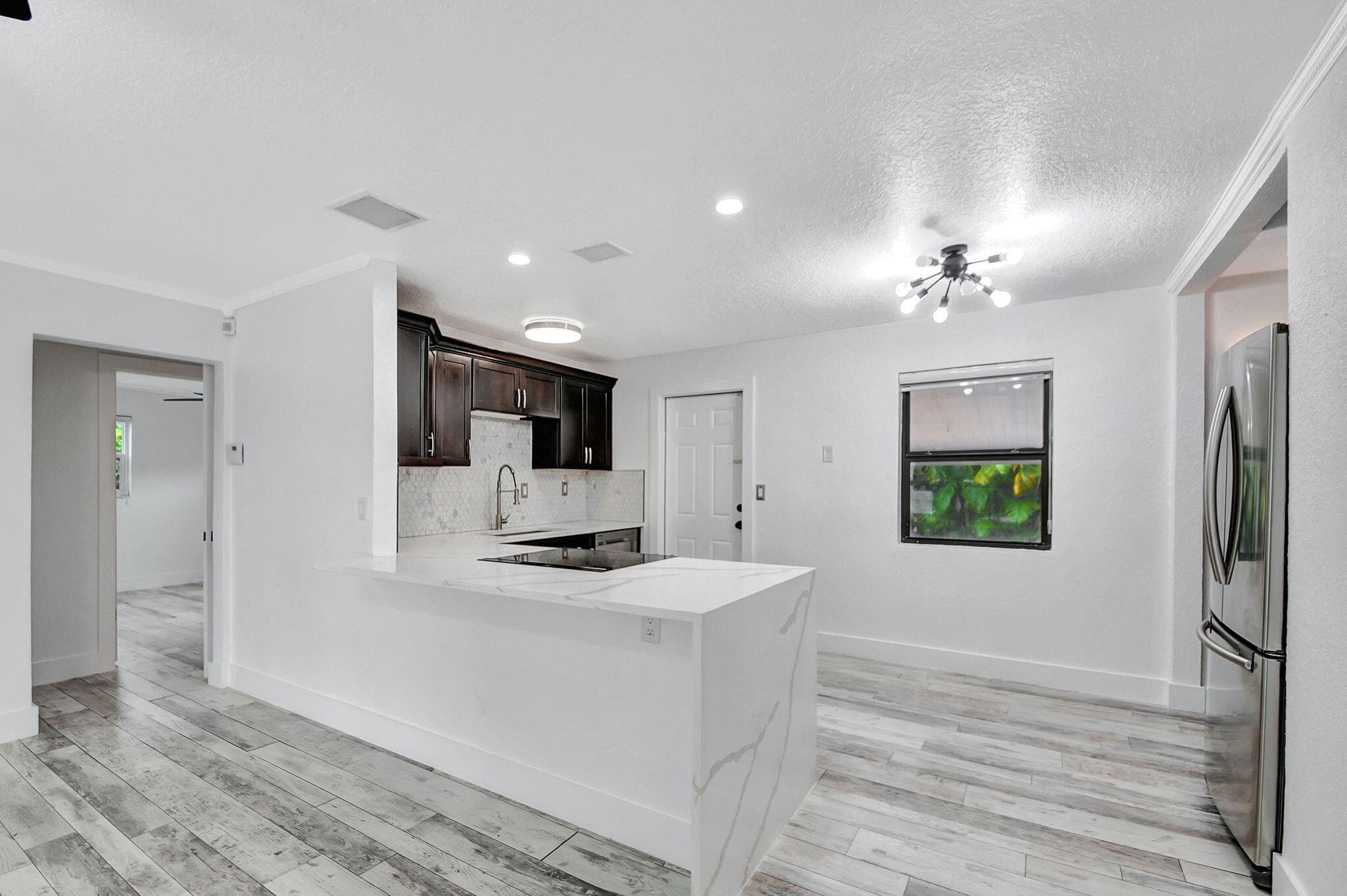 2478 Kentucky Street, West Palm Beach, FL 33406 — photo 9 of 65