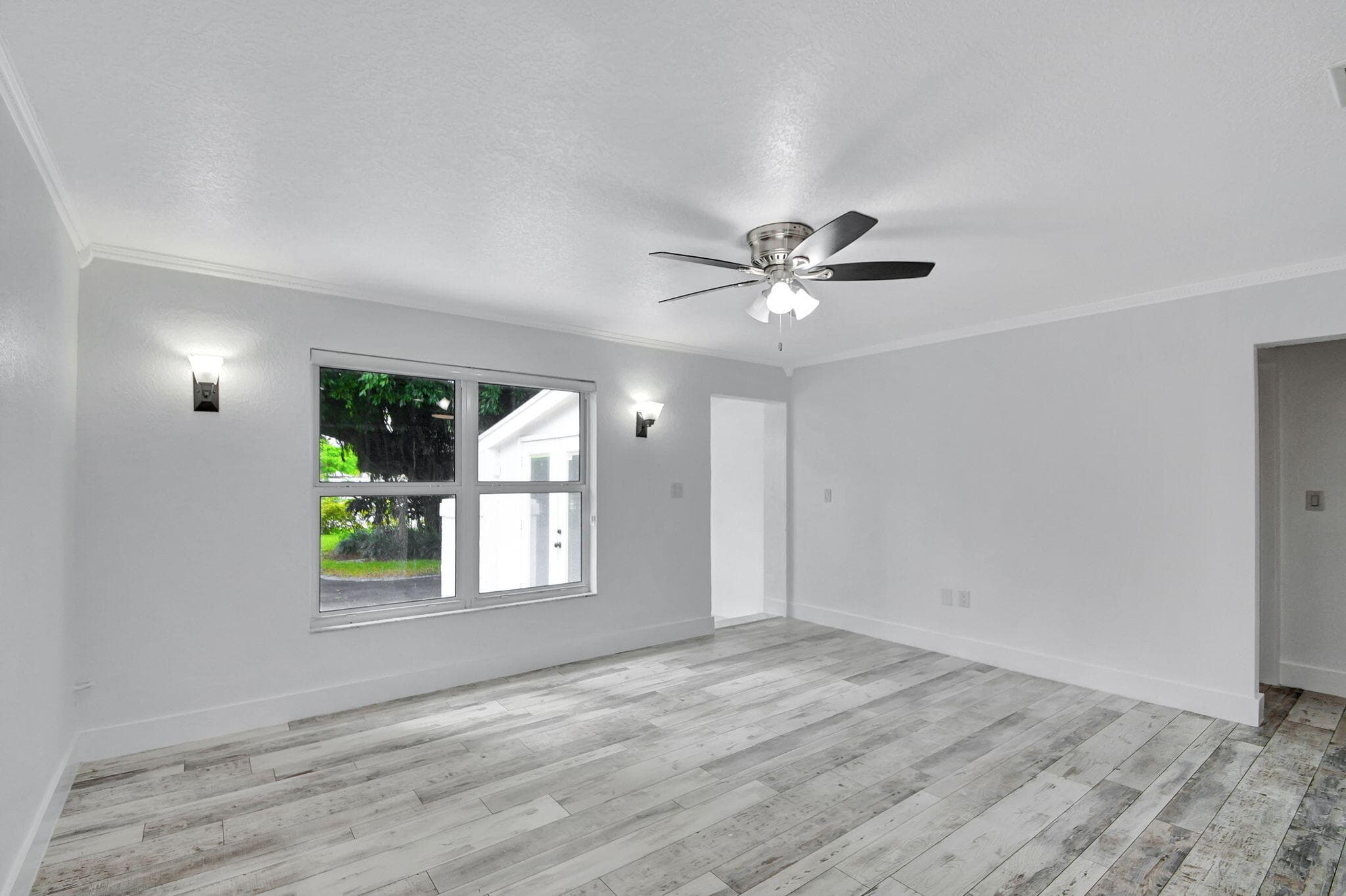 2478 Kentucky Street, West Palm Beach, FL 33406 — photo 8 of 65