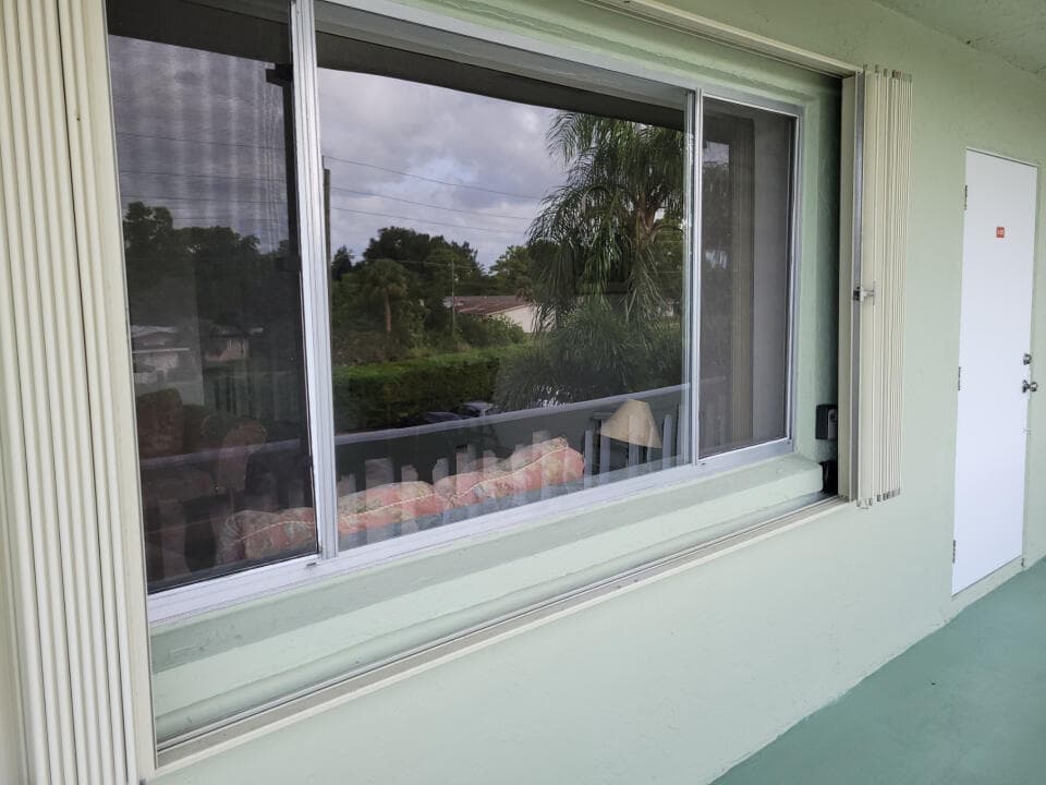 3300 Springdale Boulevard 306, Palm Springs, FL 33461 — photo 8 of 40