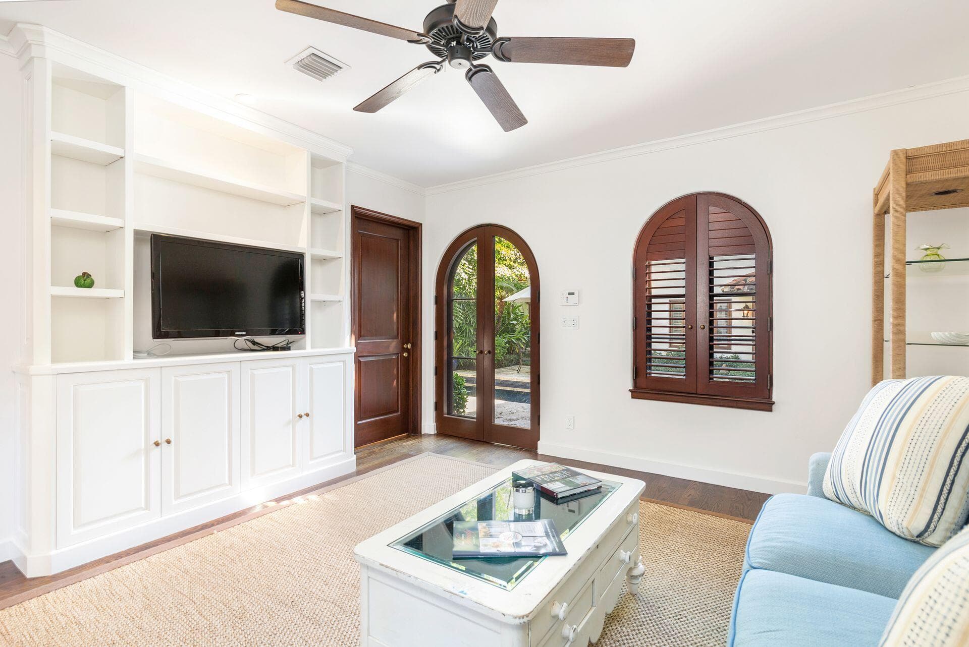 424 Brazilian Avenue, Palm Beach, FL 33480 — photo 16 of 36