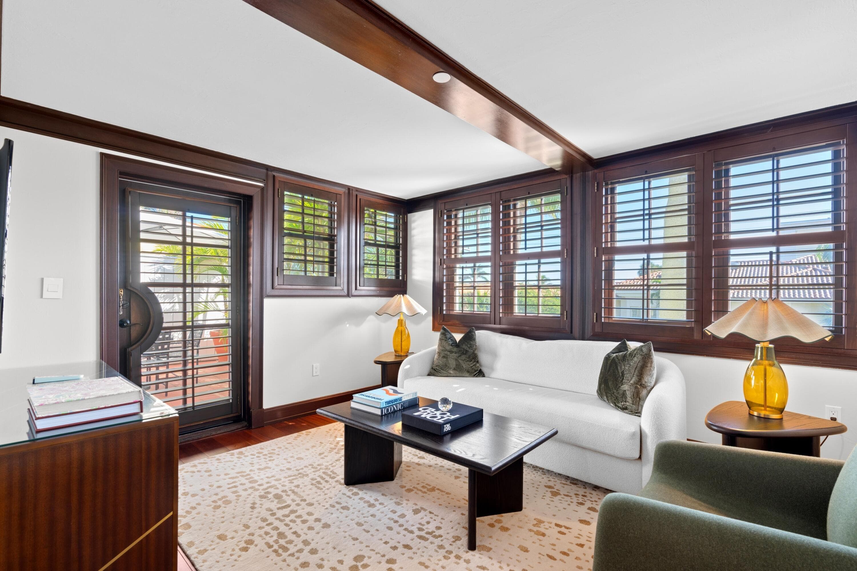 301 Australian Avenue 303, Palm Beach, FL 33480 — photo 1 of 20
