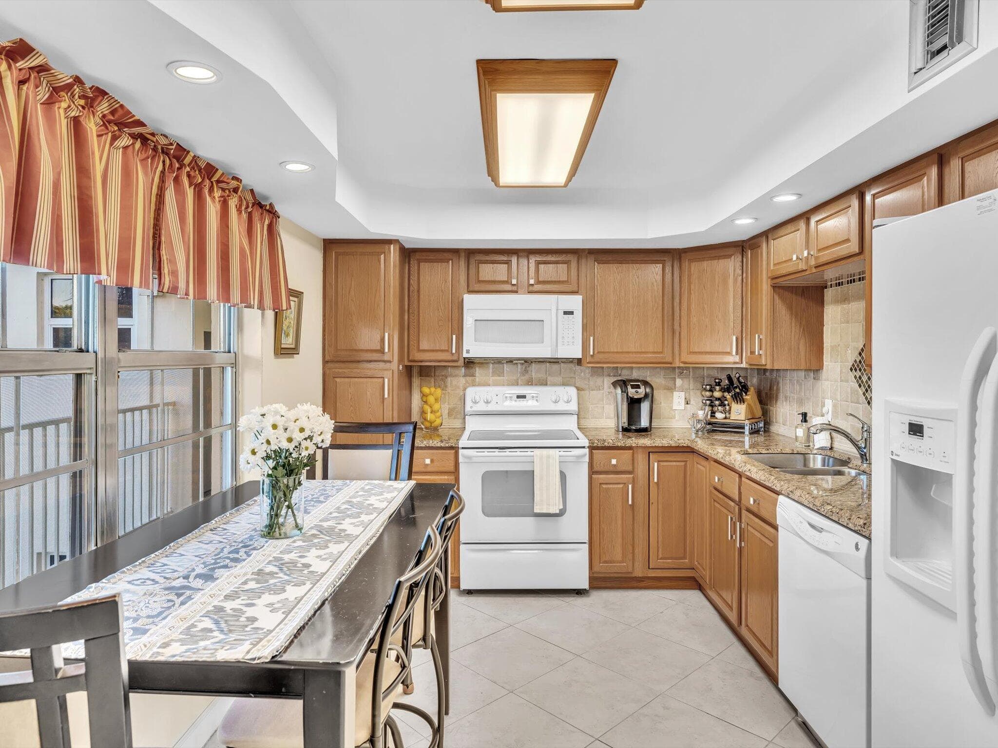 3510 Oaks Way 409, Pompano Beach, FL 33069 — photo 15 of 61