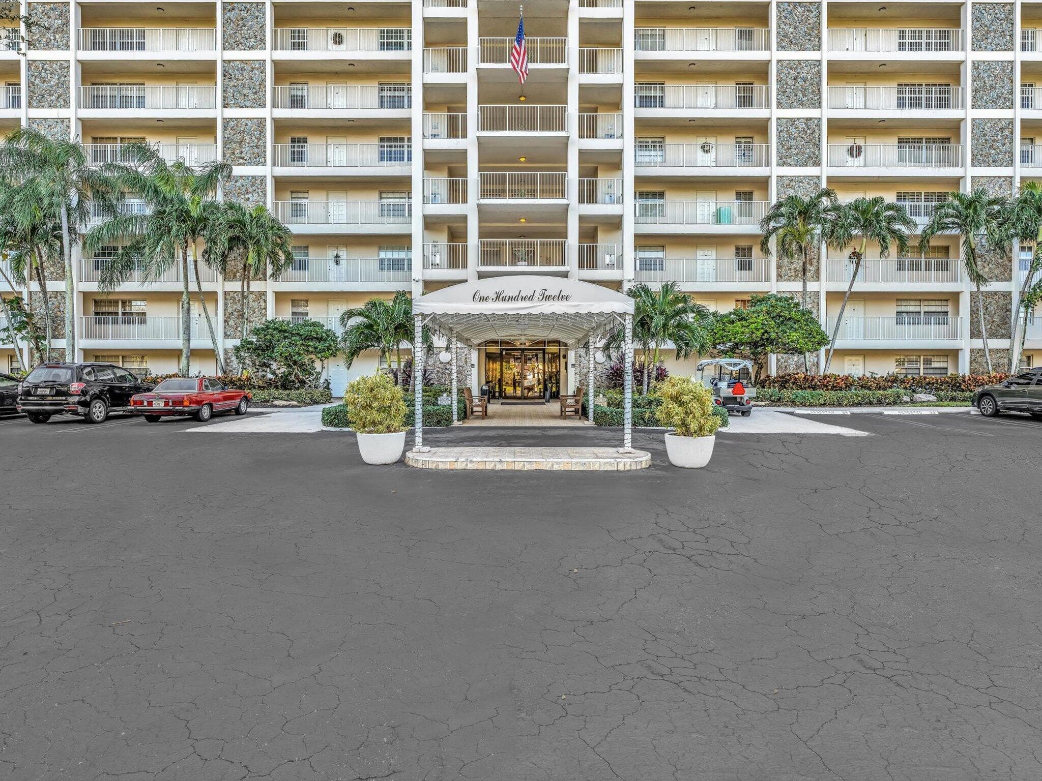 3510 Oaks Way 409, Pompano Beach, FL 33069 — photo 3 of 61