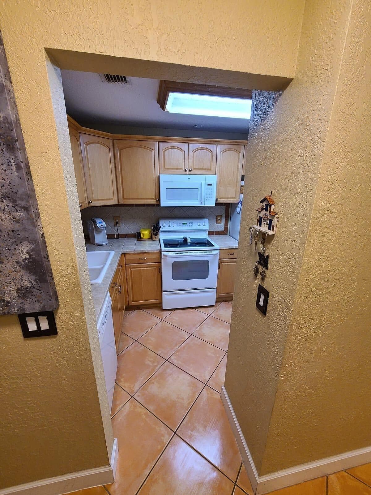 12087 NW 44th Street, Sunrise, FL 33323 — photo 19 of 50