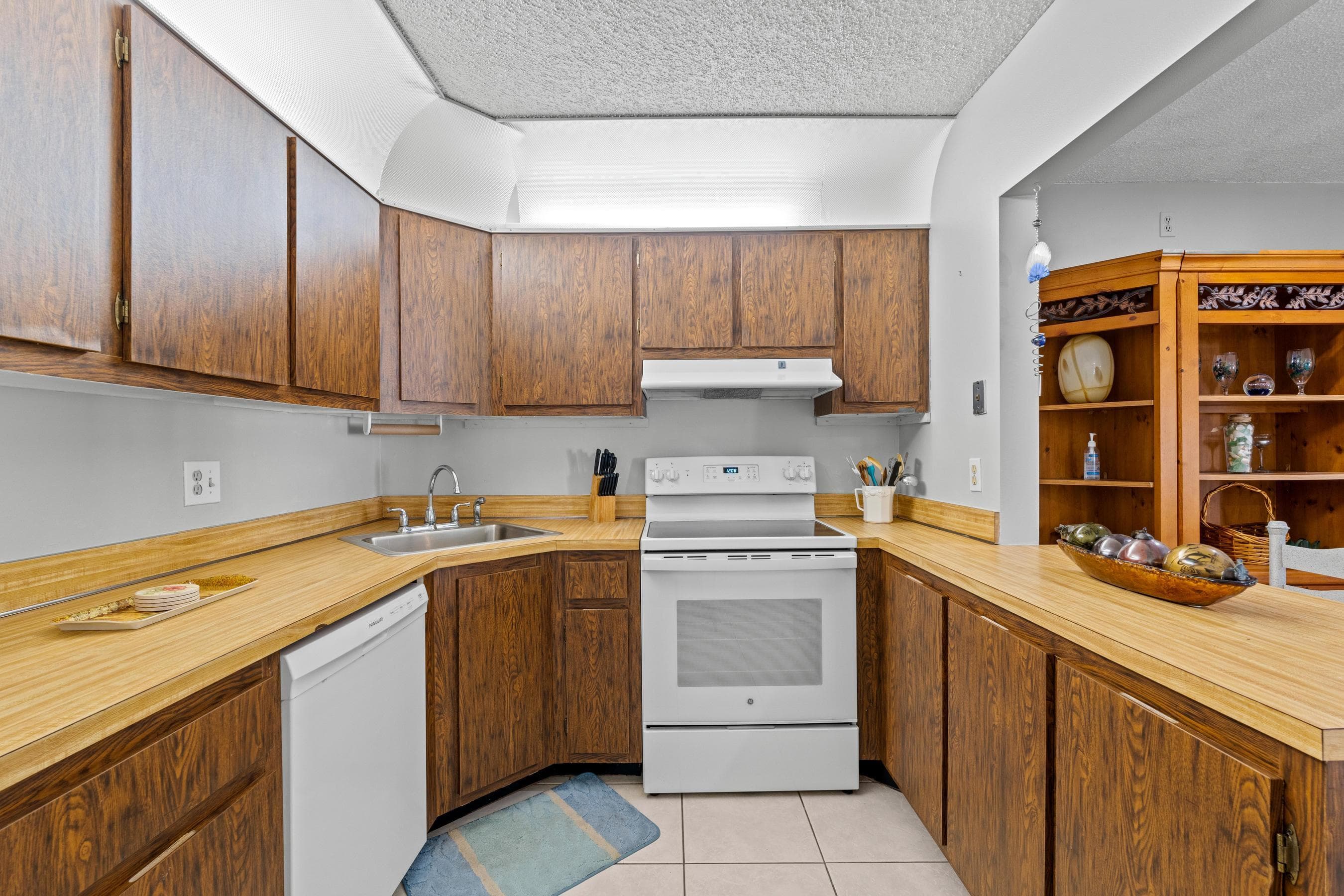 230 Pine Hov Circle A-2, Greenacres, FL 33463 — photo 17 of 29