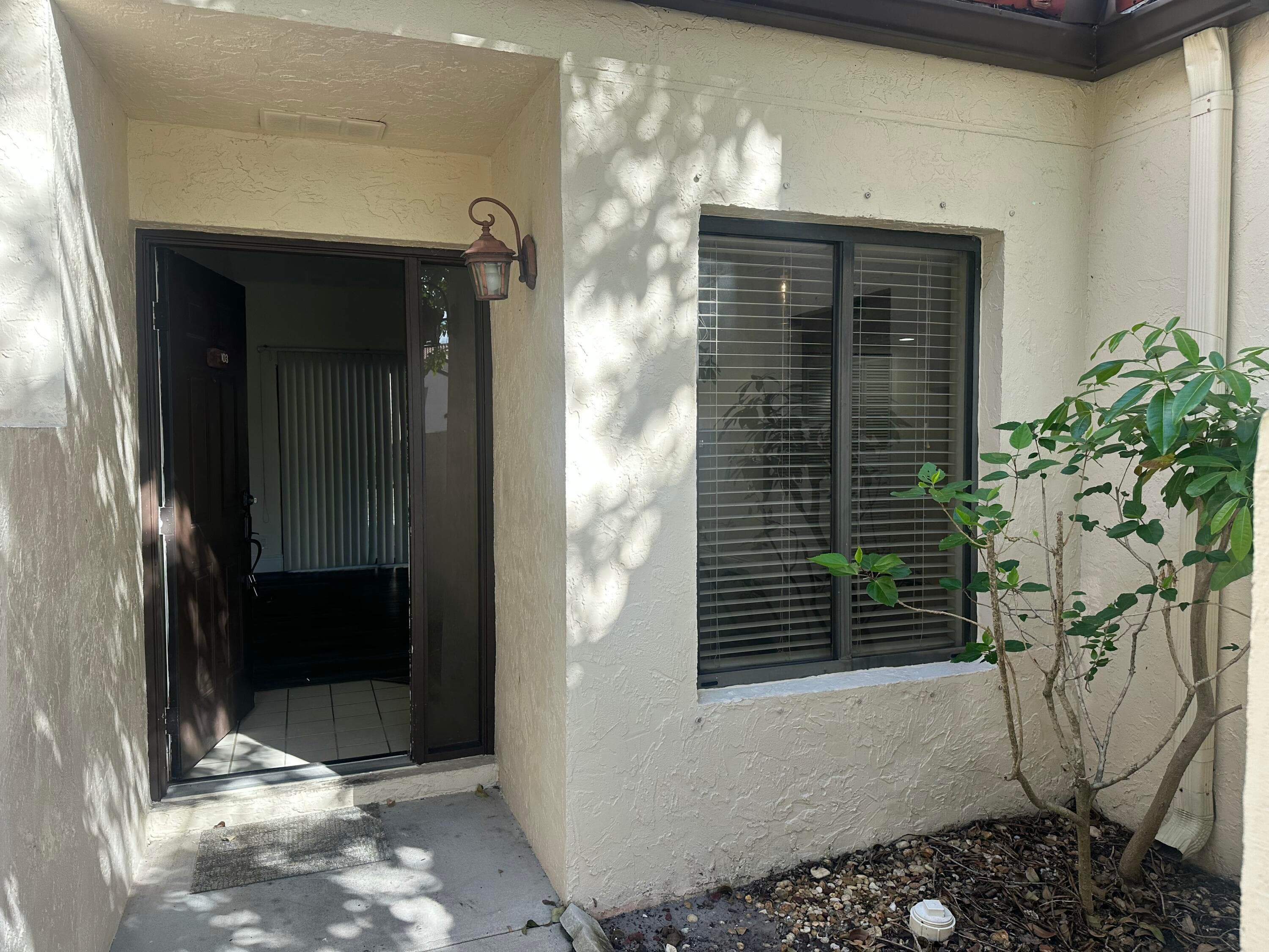 8 Via De Casas Sur 103, Boynton Beach, FL 33426 — photo 4 of 24