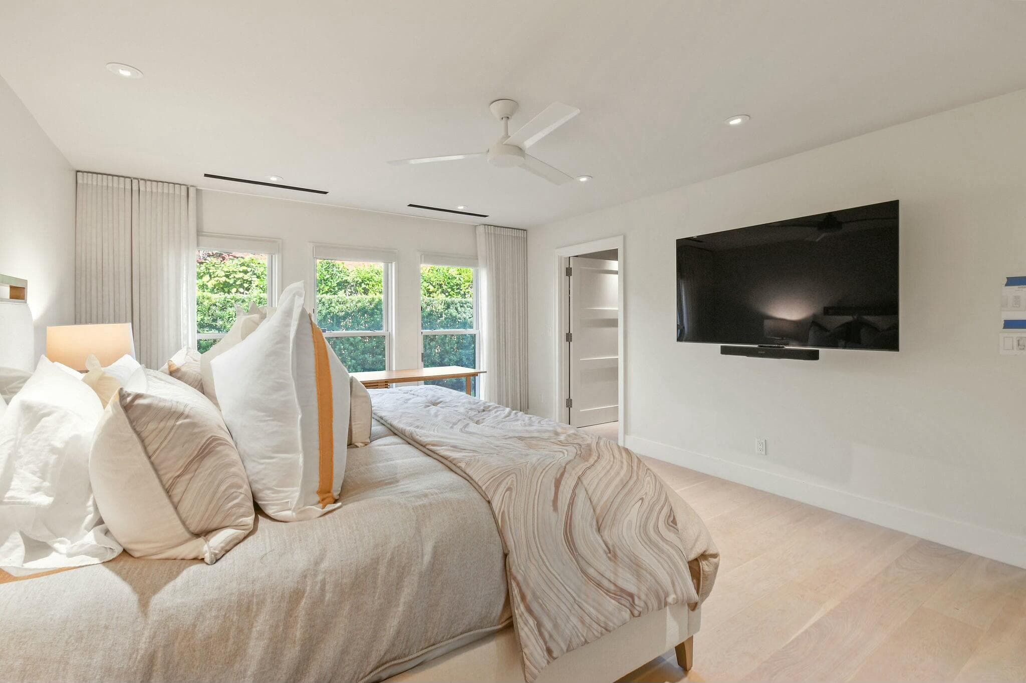 170 Beacon Lane, Jupiter Inlet Colony, FL 33469 — photo 12 of 46