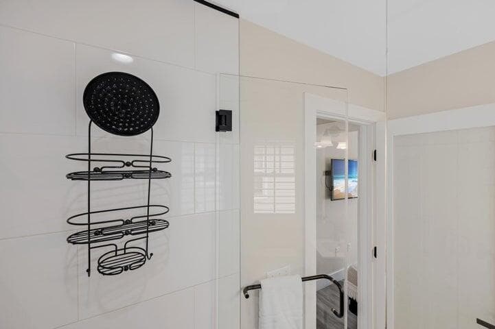 5092 Sunset Village Drive, Duck Key, FL 33050 — photo 42 of 49