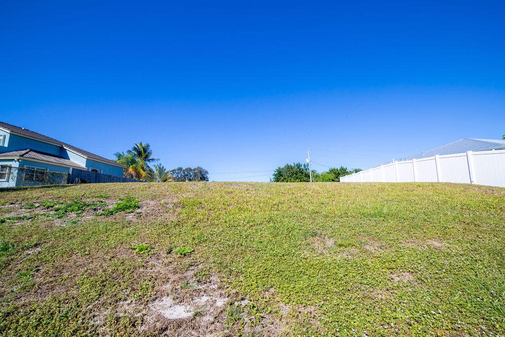 178 NE Dominican Terrace, Port St. Lucie, FL 34983 — photo 10 of 32