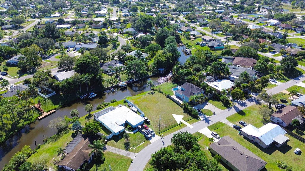 178 NE Dominican Terrace, Port St. Lucie, FL 34983 — photo 19 of 32