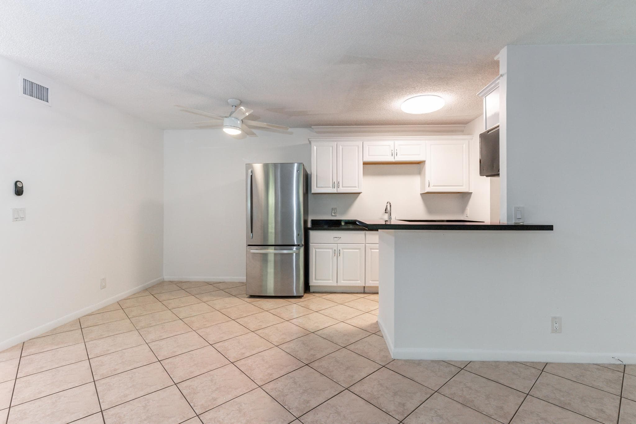 567 Trace Cir Circle, Deerfield Beach, FL 33441 — photo 8 of 10