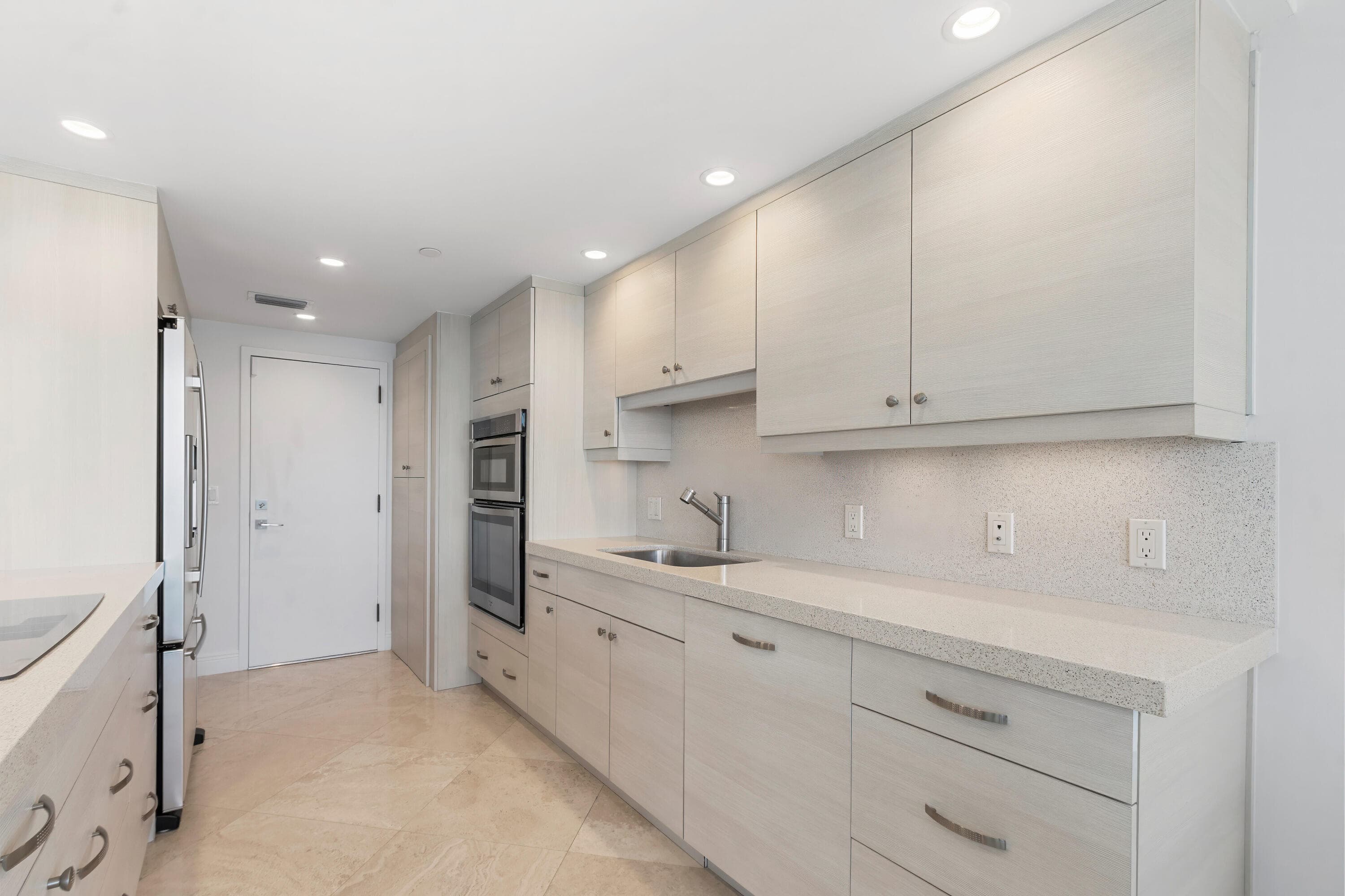 250 S Ocean 4e Boulevard 4-e, Boca Raton, FL 33432 — photo 12 of 63