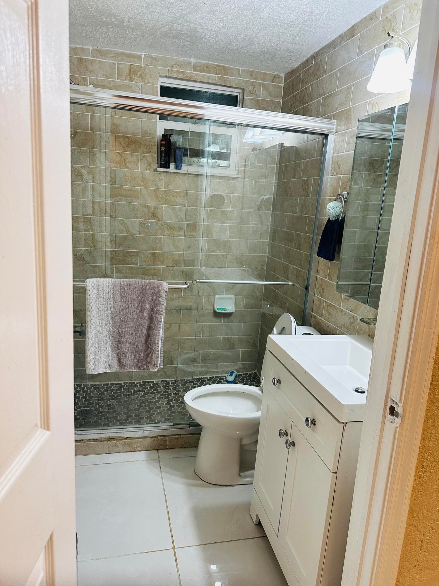 833 Briggs Street Street, West Palm Beach, FL 33405 — photo 38 of 71