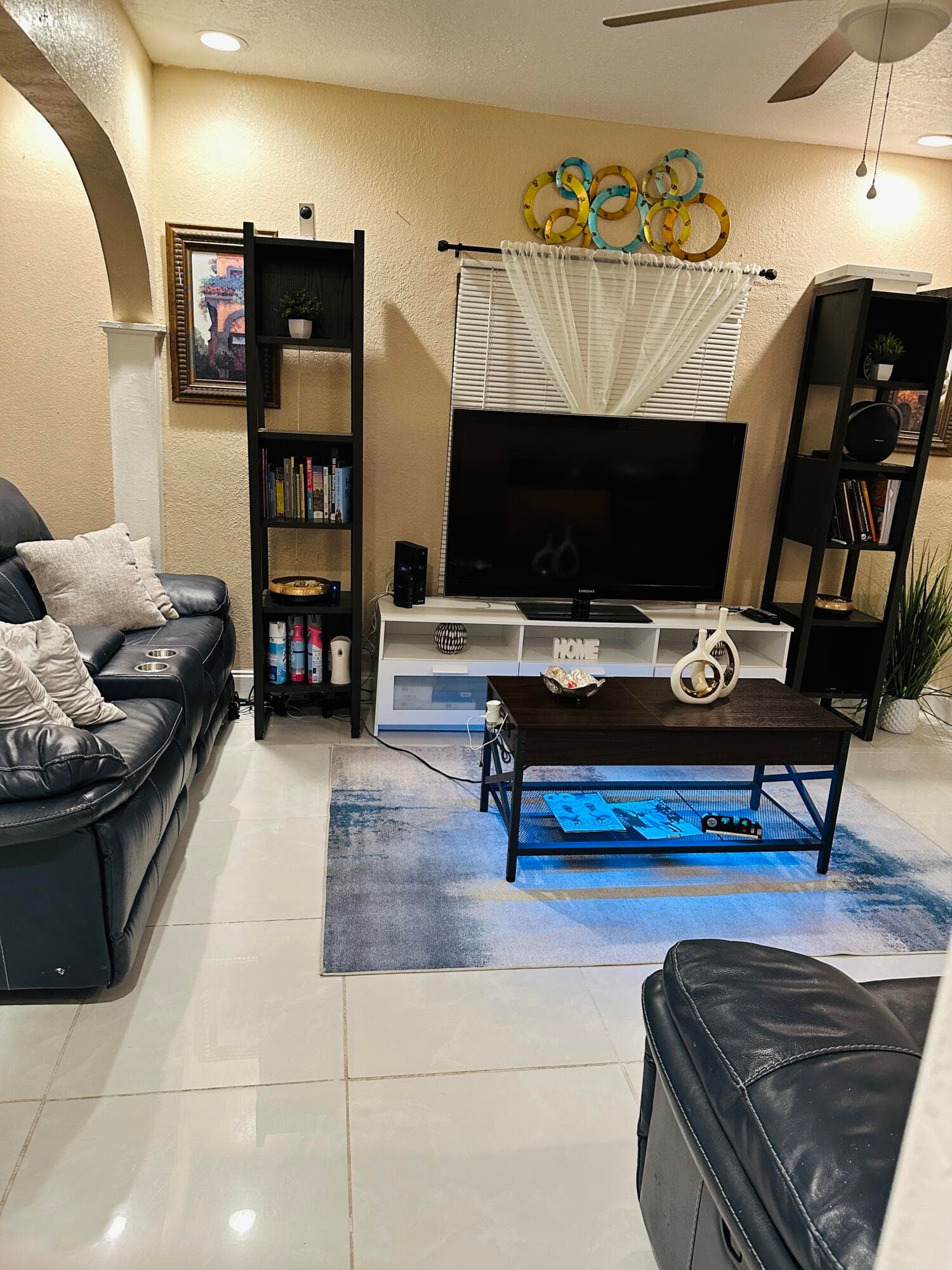 833 Briggs Street Street, West Palm Beach, FL 33405 — photo 1 of 71