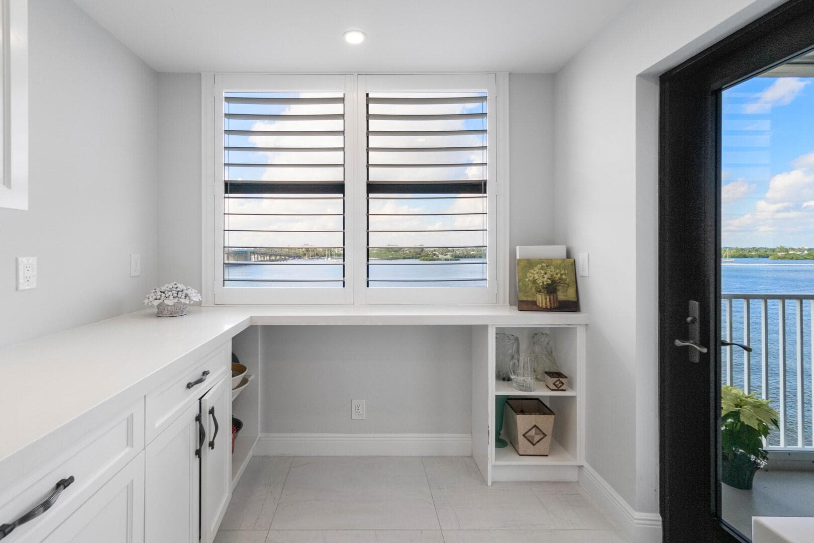 2860 S Ocean Boulevard 506, Palm Beach, FL 33480 — photo 10 of 35