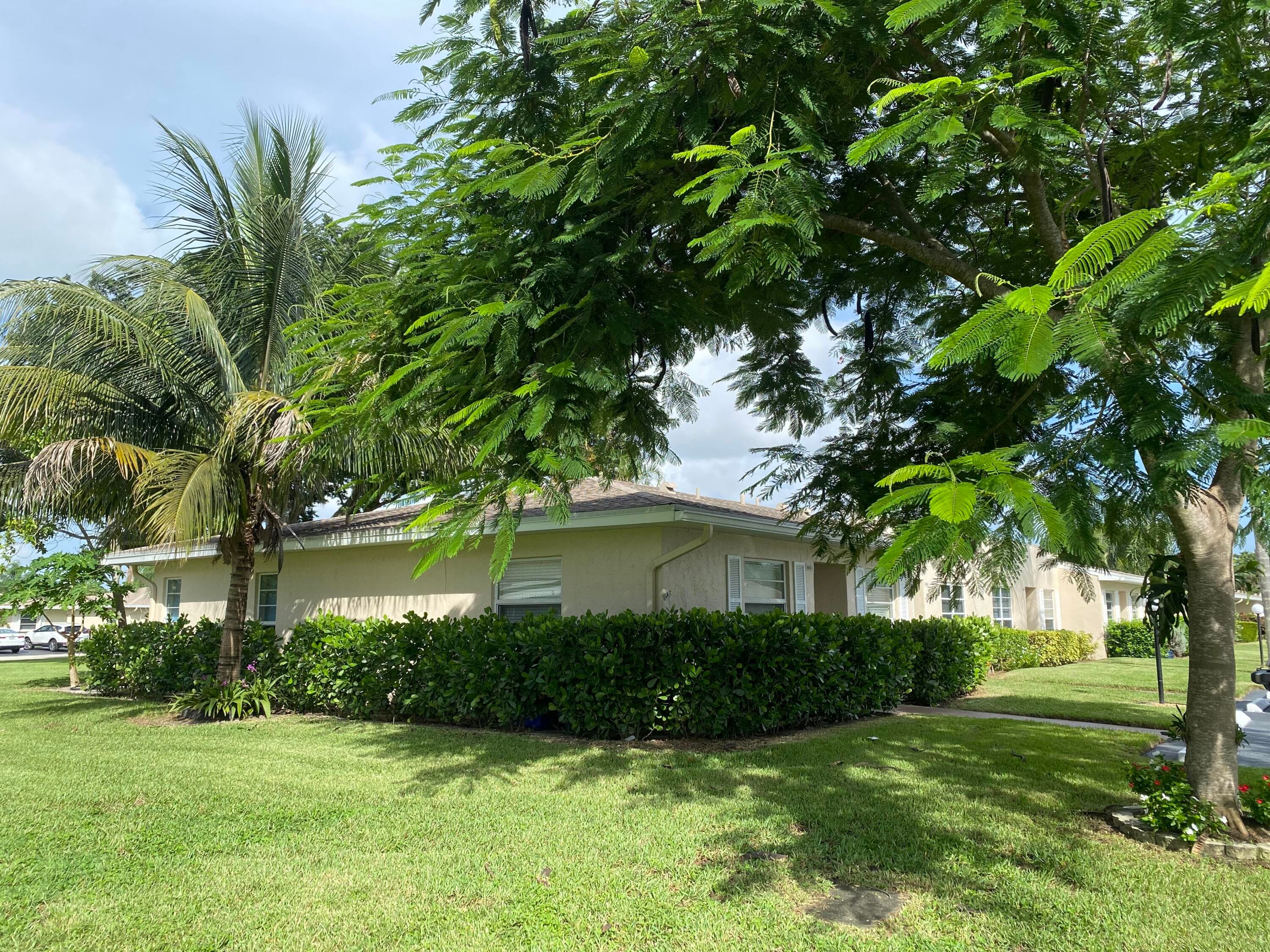 8665 Chevy Chase Drive 113, Boca Raton, FL 33433 — photo 3 of 42